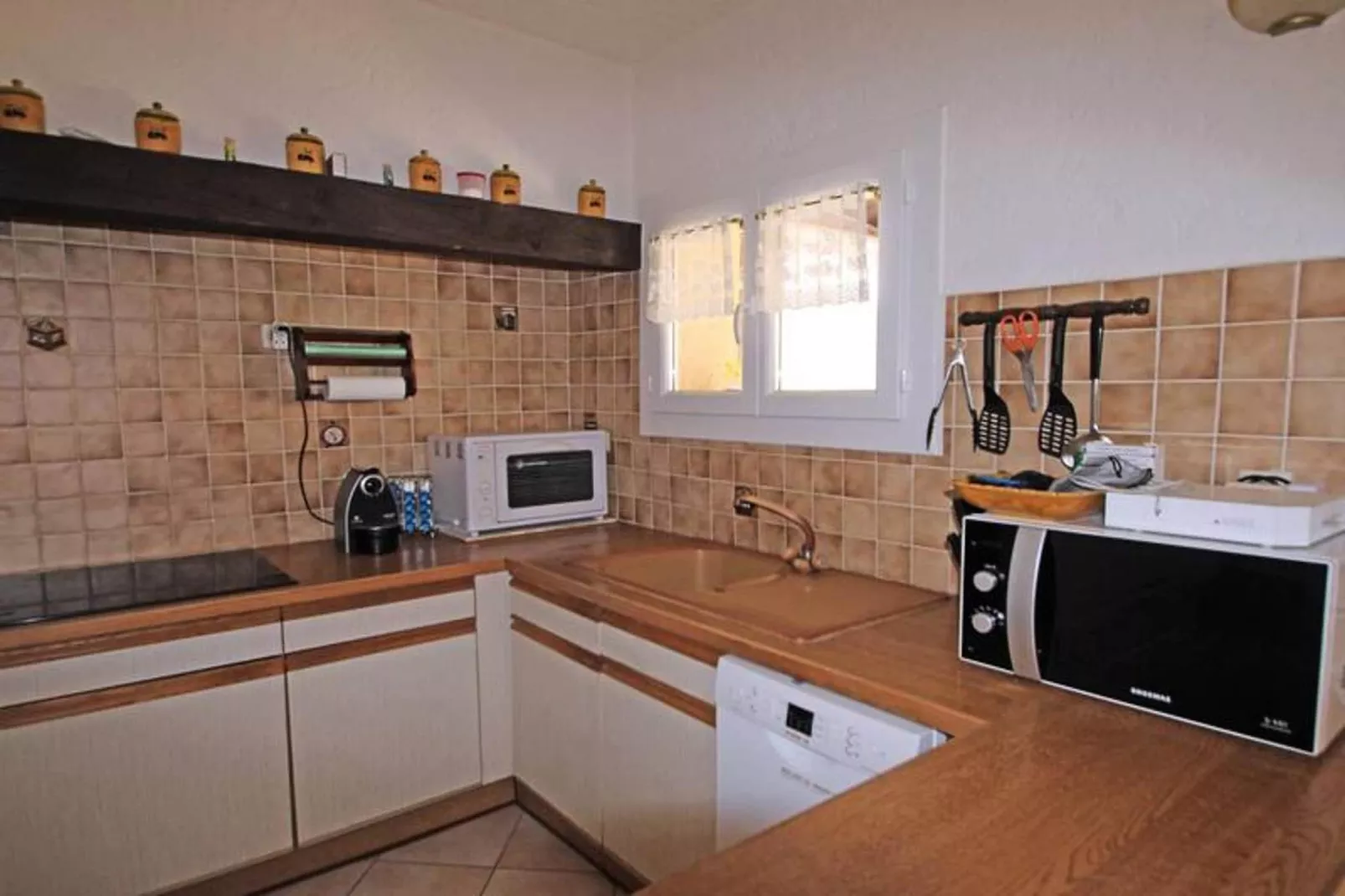 Résidence Pan Cuet-Keuken