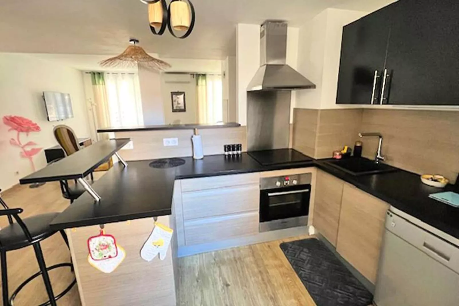 Résidence Suffren-Keuken