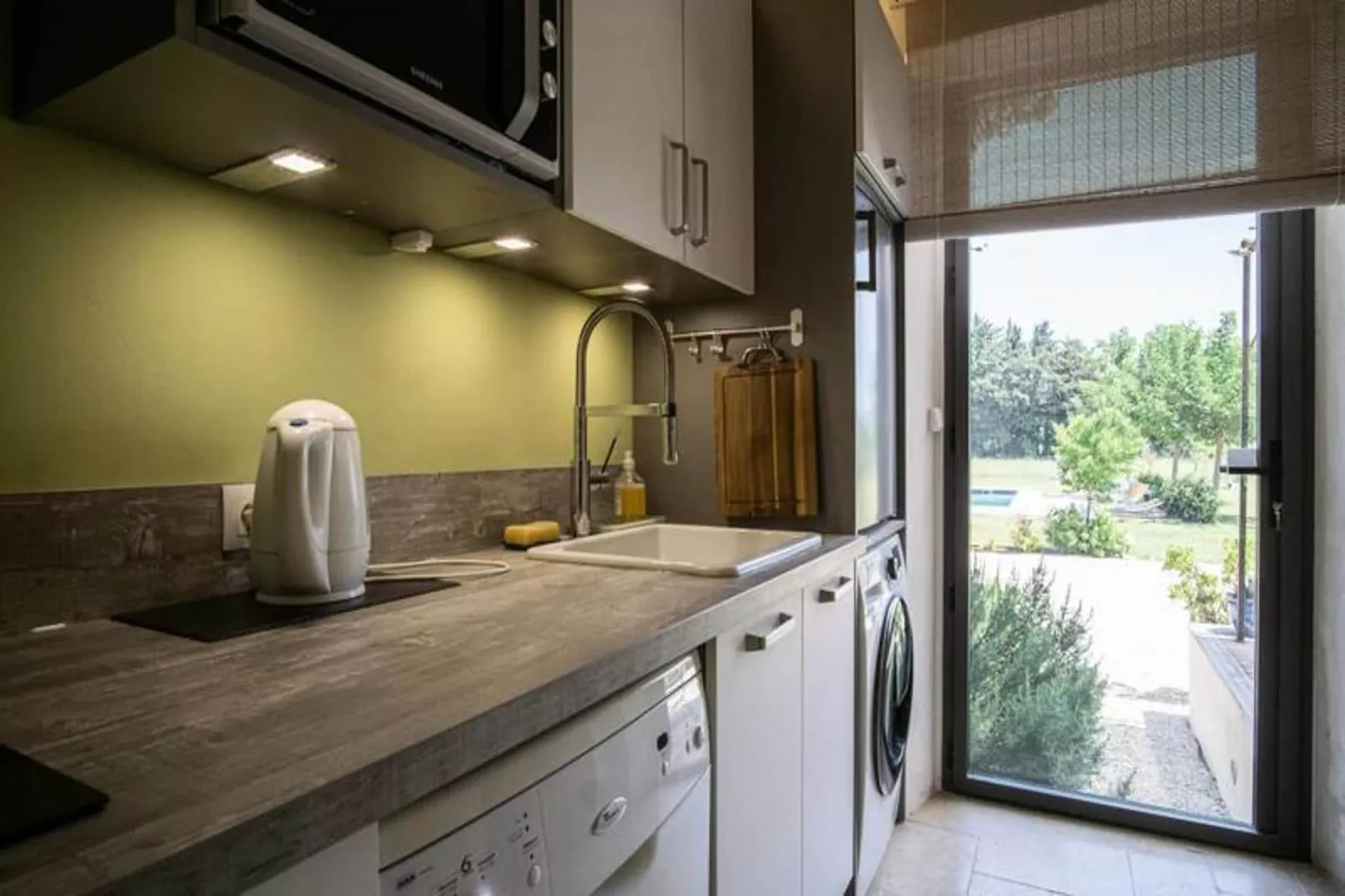 Maison De La  Bandine-Keuken