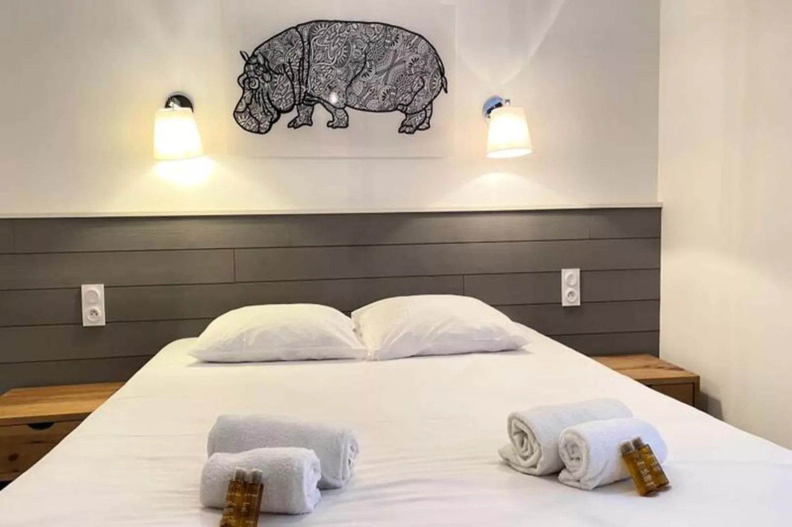 Villa Tanzanie - Domaine Le Sherwood-Buitenkant zomer