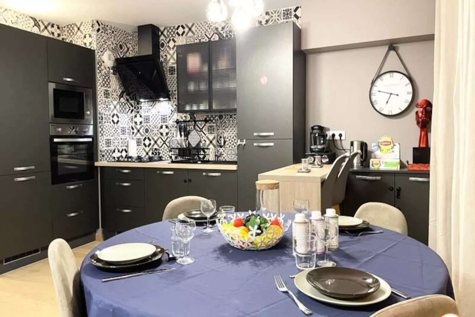 ⚓ Le Port Enchant&eacute; - Parking - Terrasse-Image-tags.