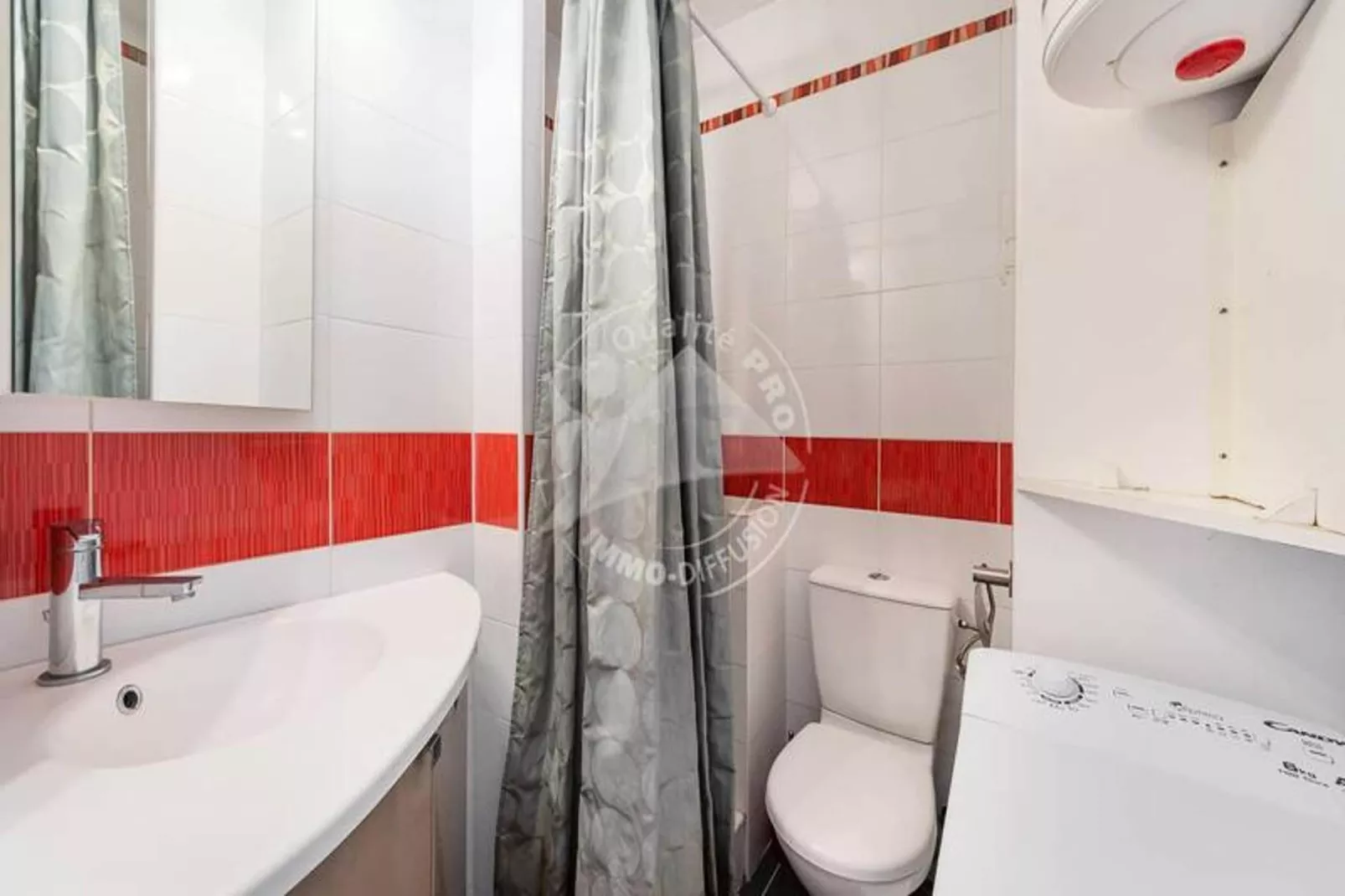 Résidence "le St Louis"-Badkamer