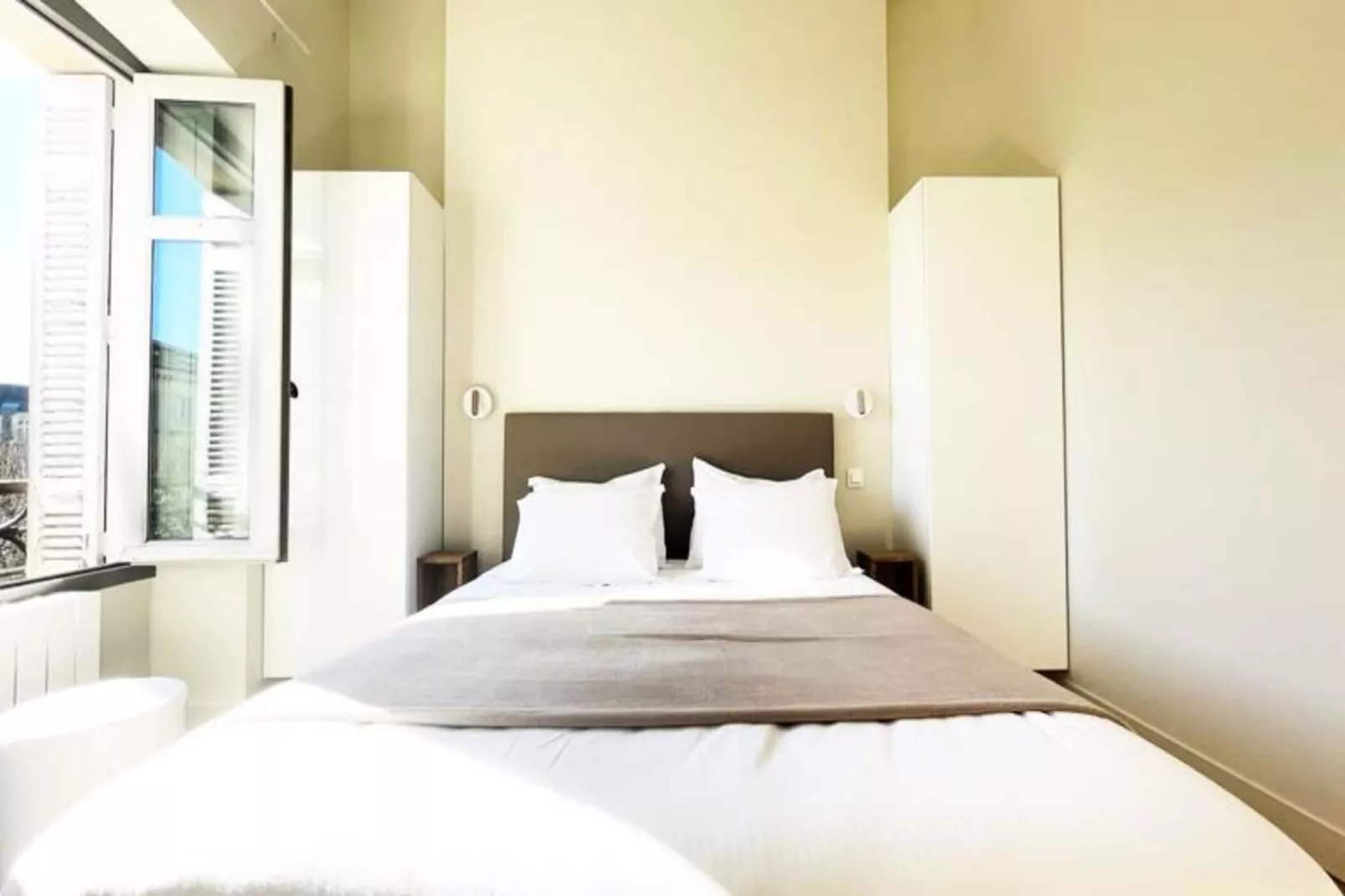 Magnifique Et Lumineux T3 De Charme Aux Quinconces Id&eacute;al Pour 4 Personnes-Buitenkant zomer