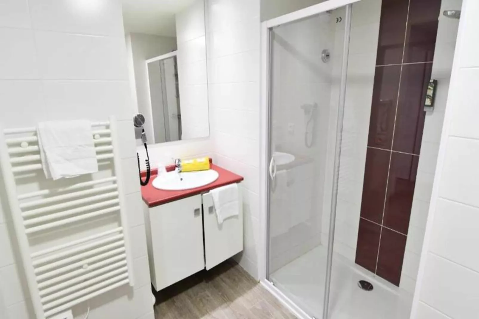 Appart'Hôtel Mer & Golf Bordeaux Bassins à Flot***-Eetkamer