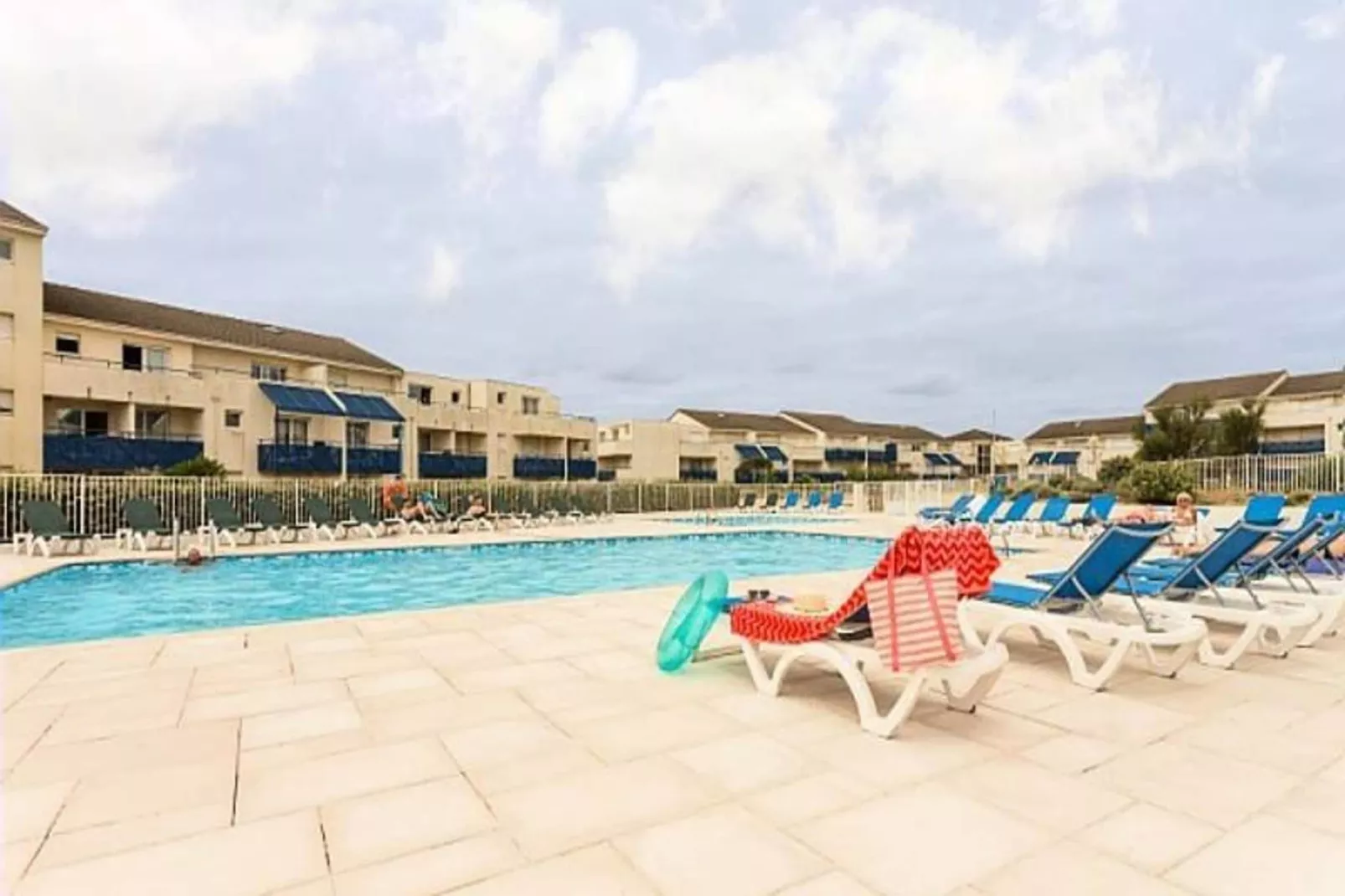 Résidence Bleu Marine - maeva Home-Zwembad