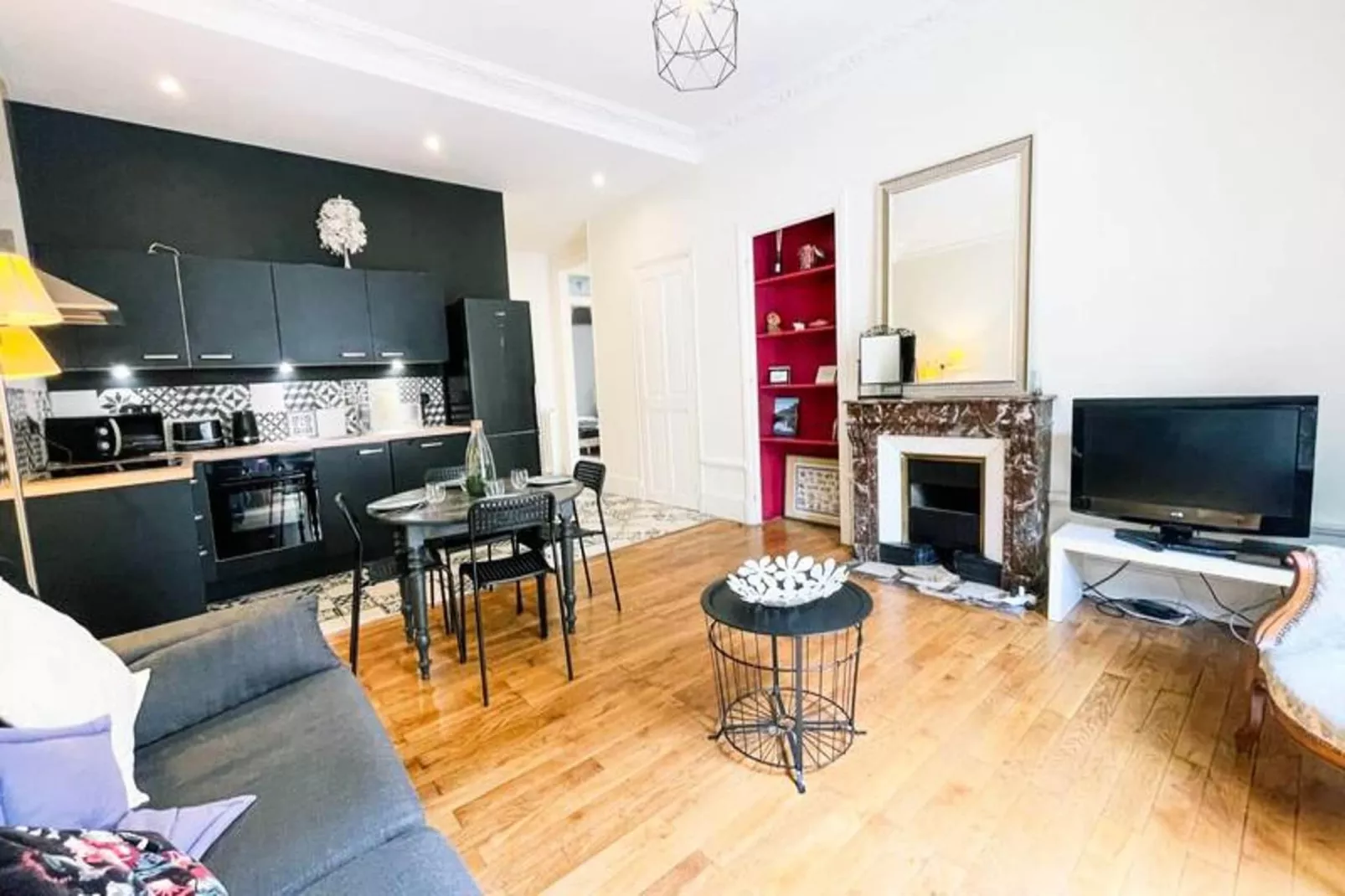 | Le Spacieux De La Gare ♟| Grand T4 Tout &eacute;quip&eacute; |gare De Grenoble-Woonkamer