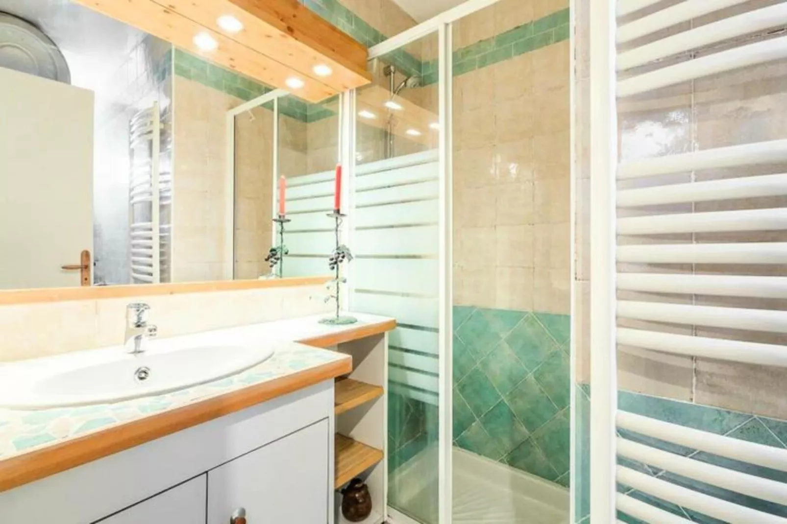 Appartement à l'Alpe d'Huez retour skis aux pieds - maeva Home-Buitenkant zomer