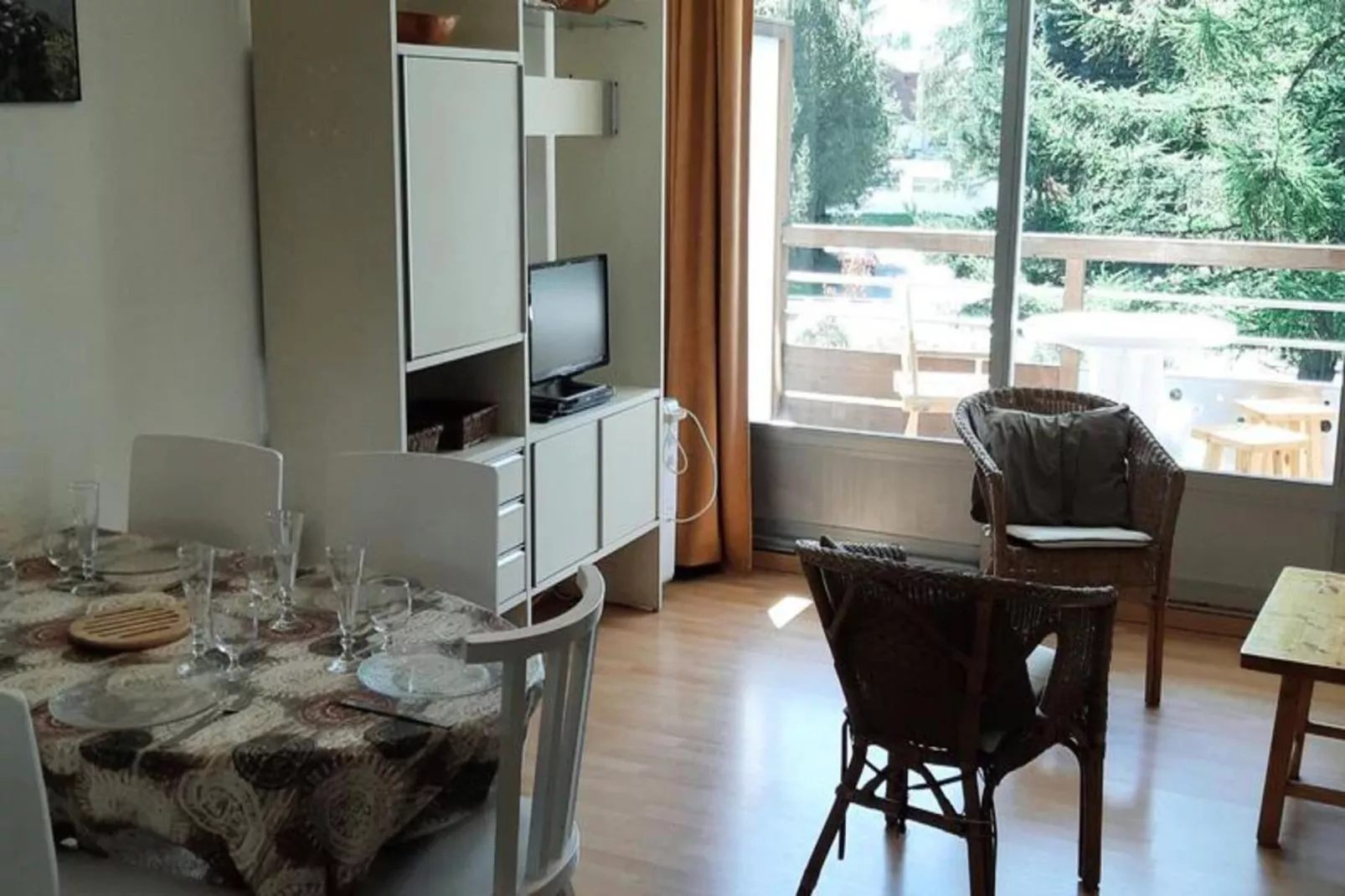 Résidence Cote Brune Ii-Eetkamer