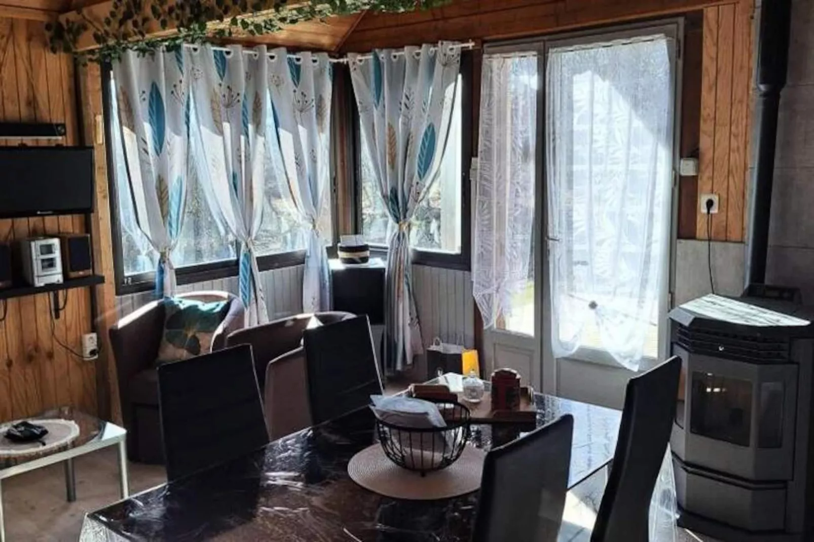 Gîte de France Chalet des 2 m 2/4 personnes 2 épis-Image-tags.