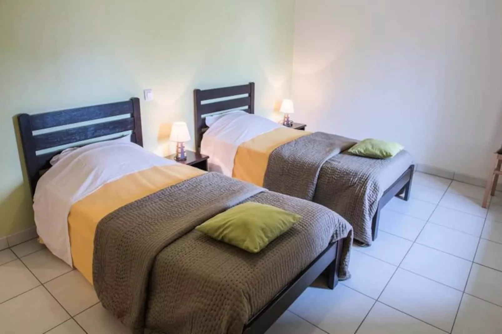 Gîte de France Gîtes de france 3 épis 8 personnes à malbouzon 3 épis-Image-tags.