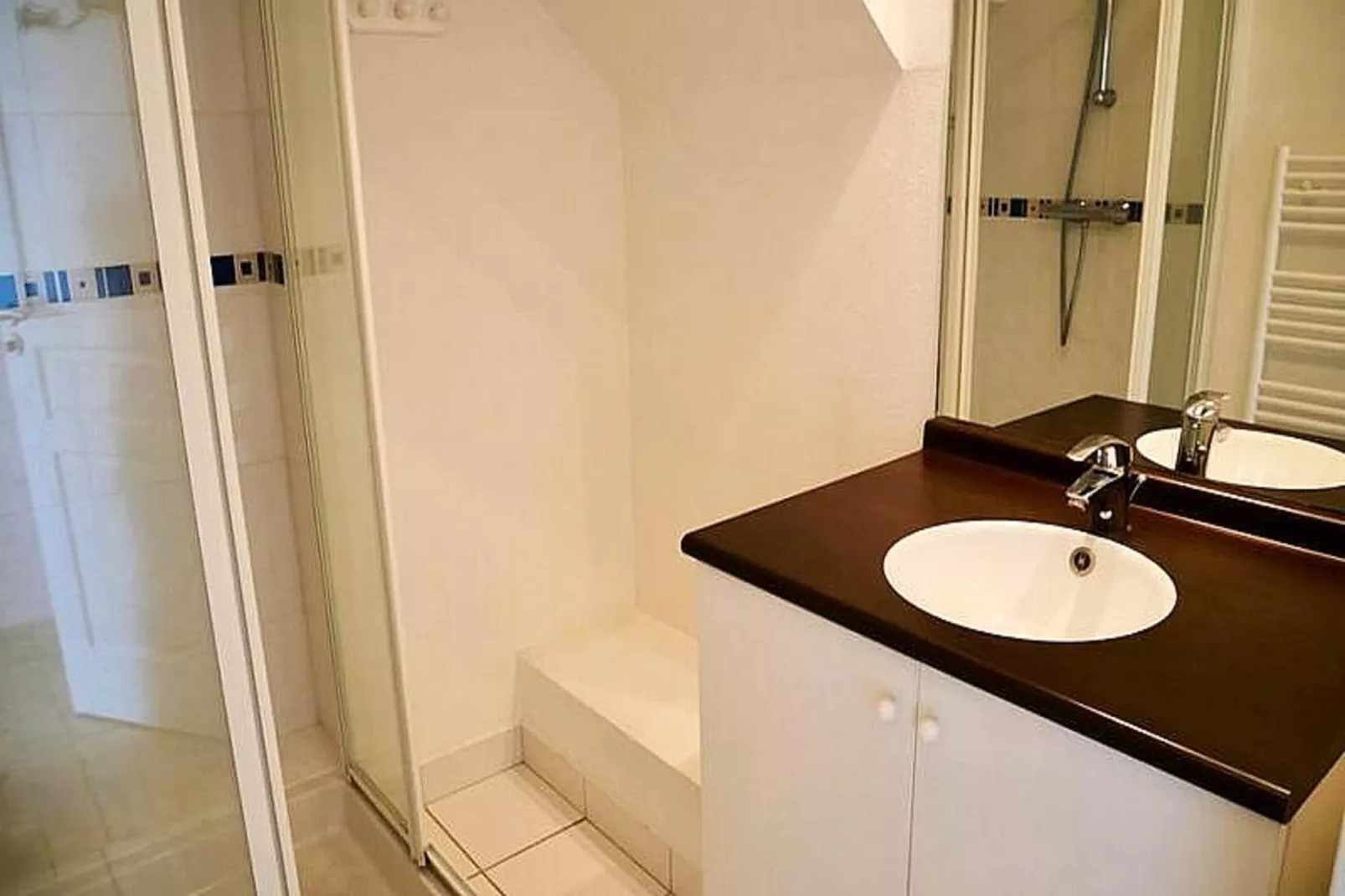 Résidence Ker Eden-Badkamer