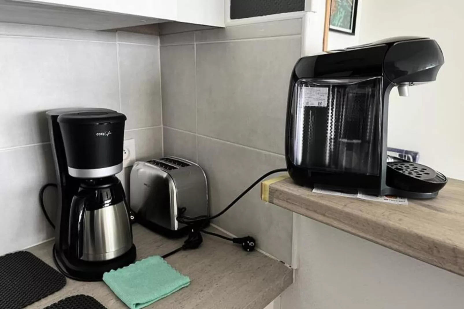 Résidence Vue Sur Les 3 &icirc;les Pr&ecirc;t De La  Thalasso-Woonkamer