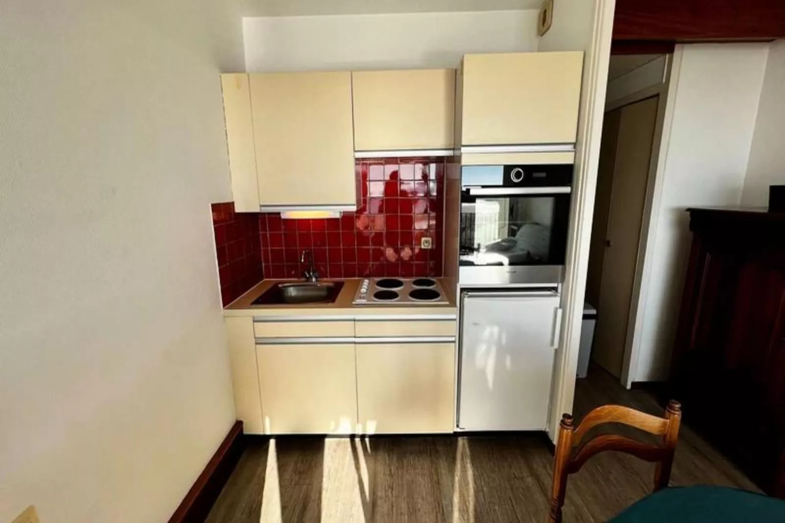 Résidence Dauphins-Keuken