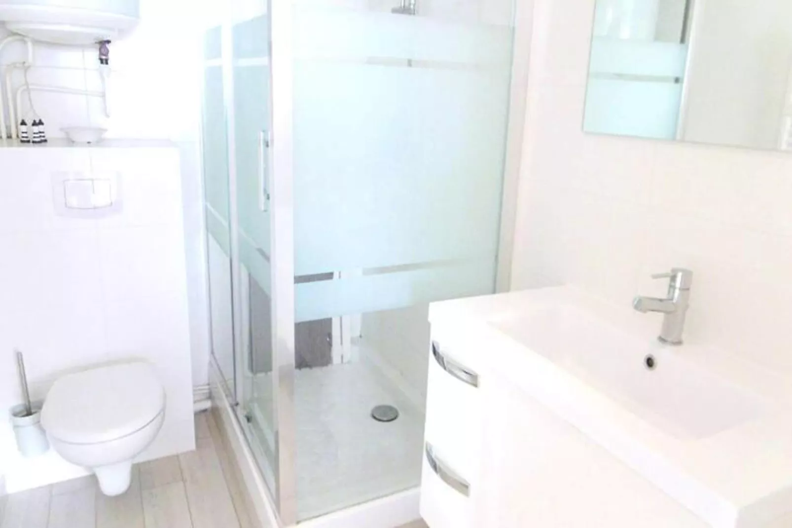 Résidence Les Roseliers-Badkamer