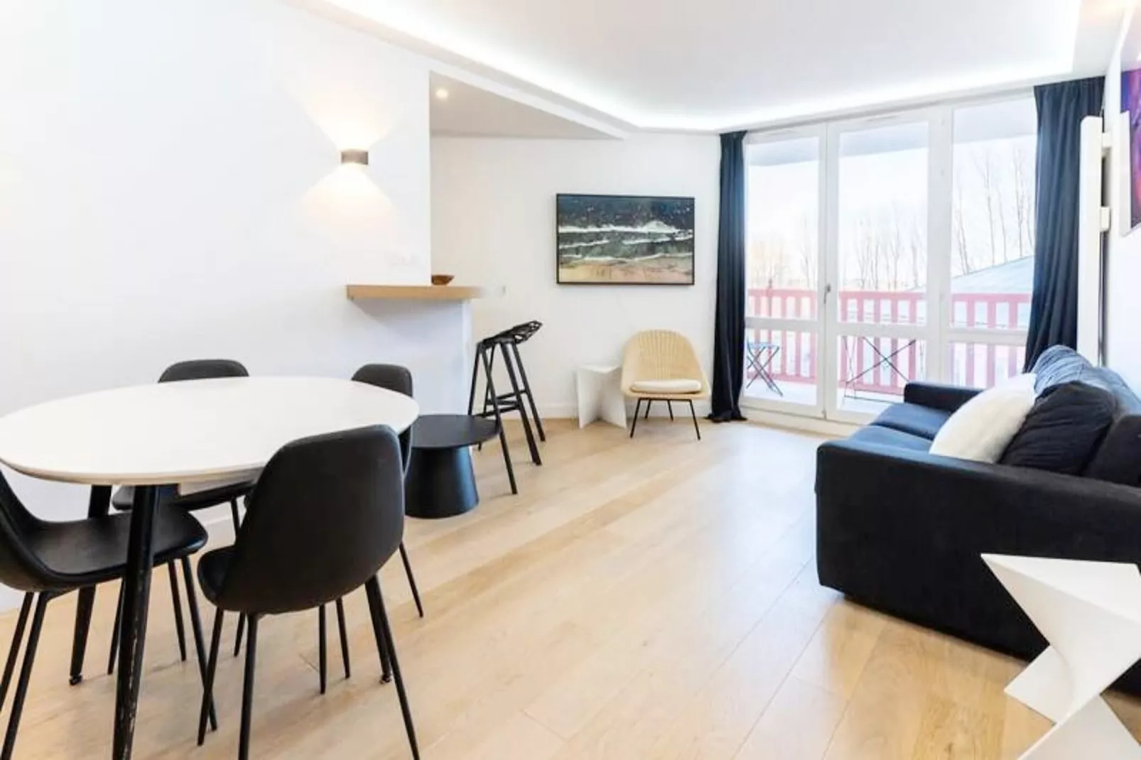 Résidence Sublime T2  Pour 4 Personnes, R&eacute;nov&eacute; Avec Piscine Tennis Parking Wifi-Woonkamer