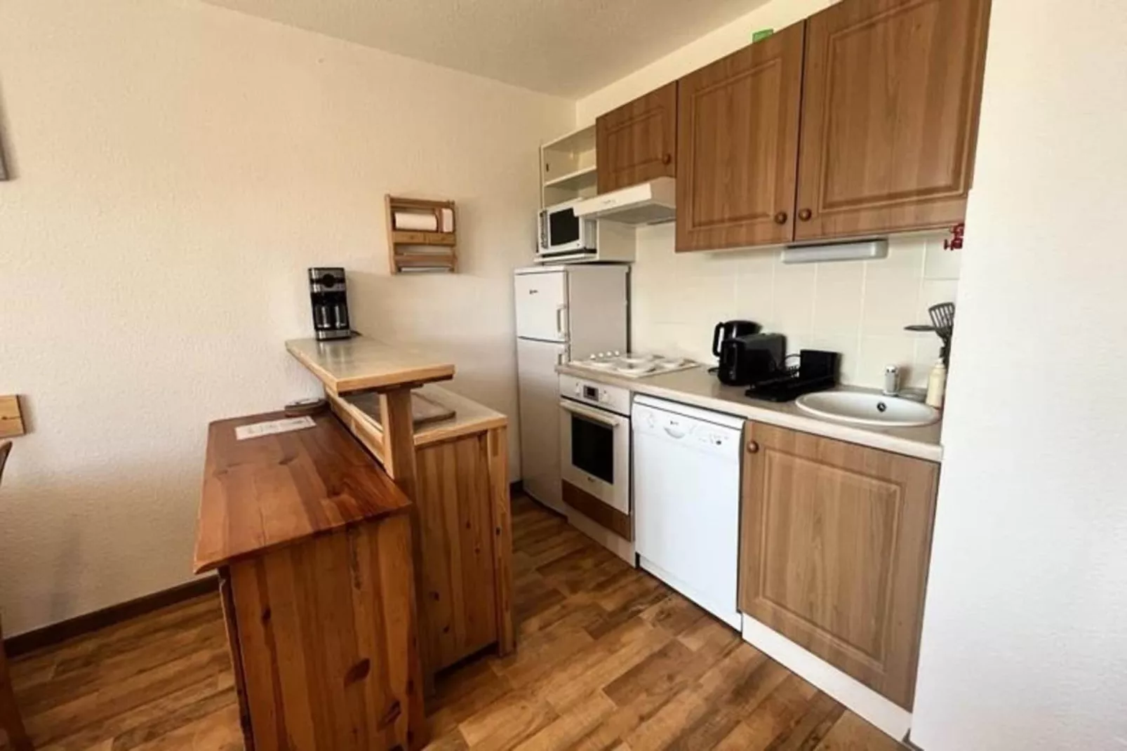 Résidence Saint-michel-Buitenkant zomer