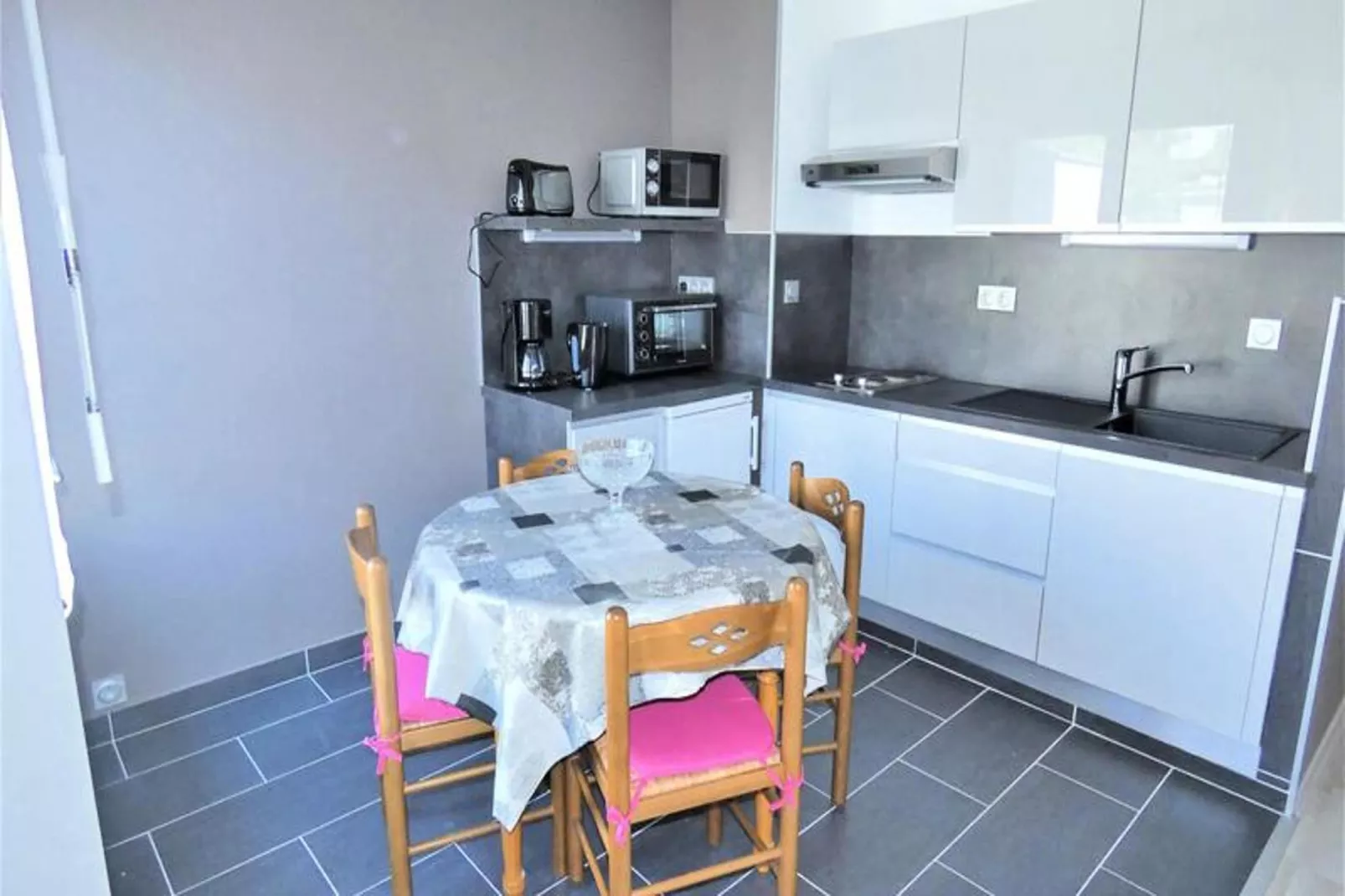 Résidence Le Chateau Durieux 2-Keuken