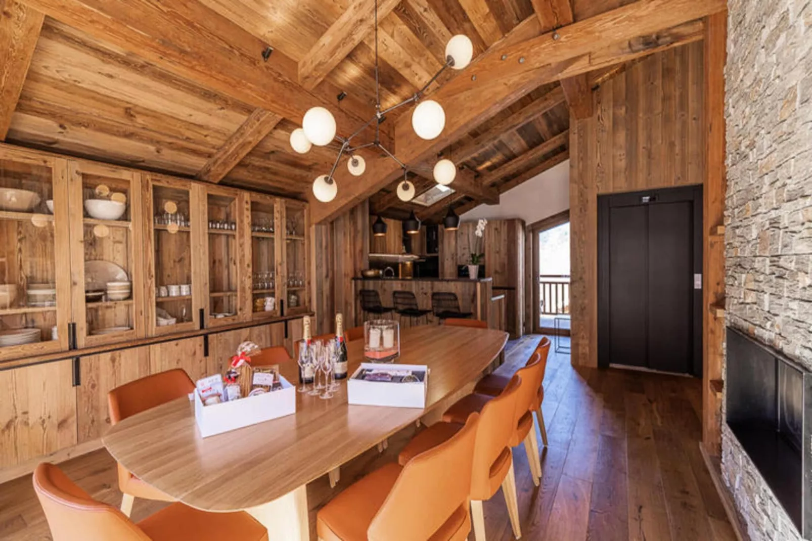 Résidence Bois Des Barmes-Eetkamer