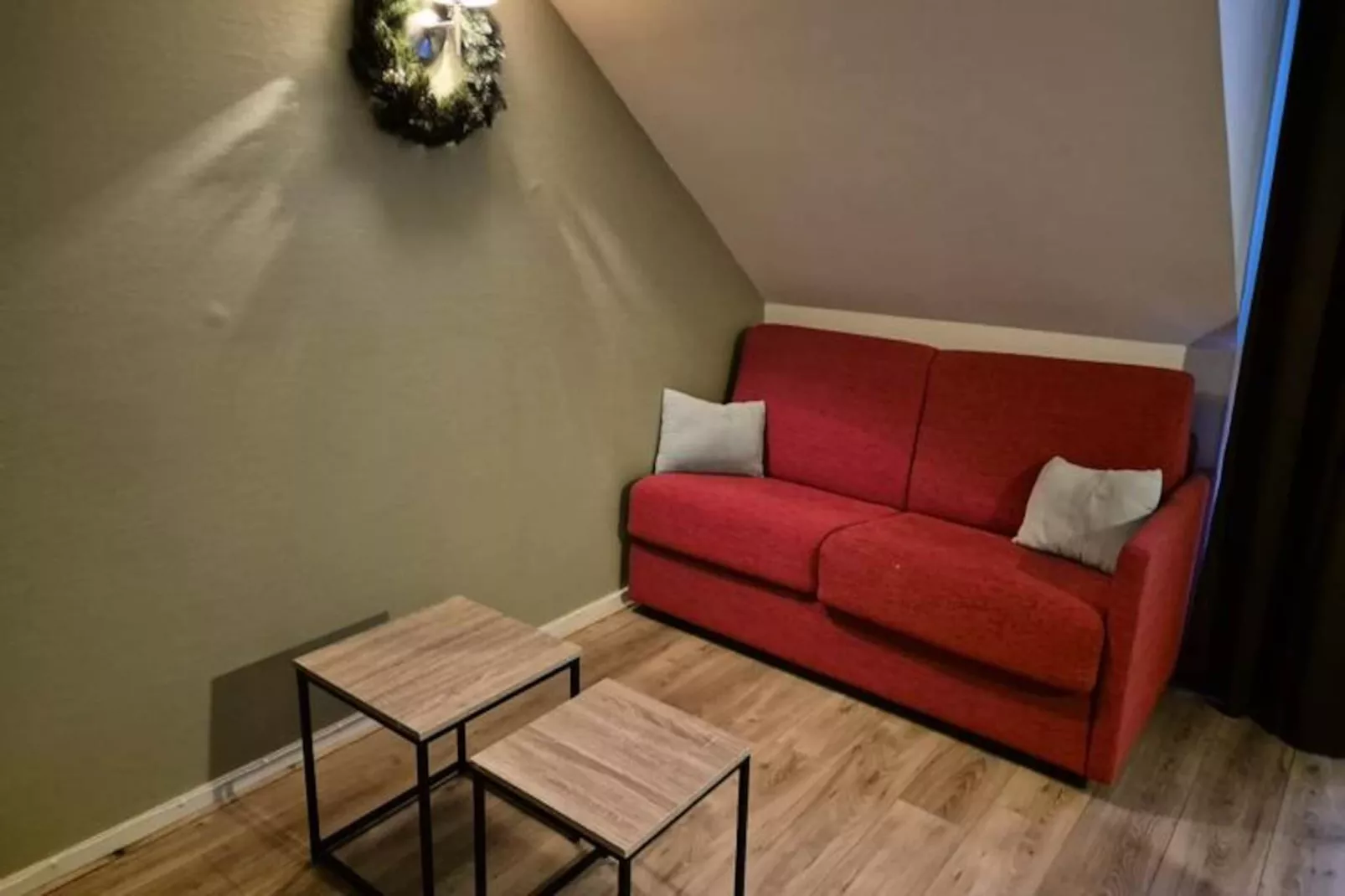 Appartement 4 Personnes Avec Acc&egrave;s Piscine-Image-tags.