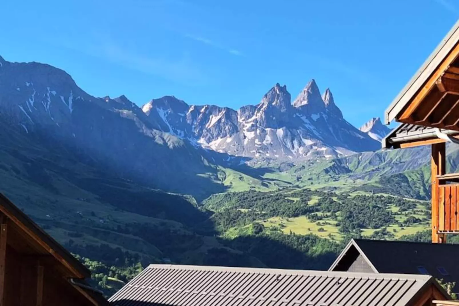 Résidence Appartement 6 &agrave; 8 Pers. &agrave; Albiez-montrond, 5 Min. &agrave; Pied Pistes De Ski