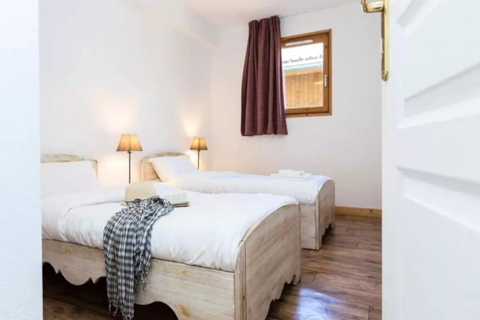 Résidence Odalys Les Chalets de l'Arvan II ***-Image-tags.