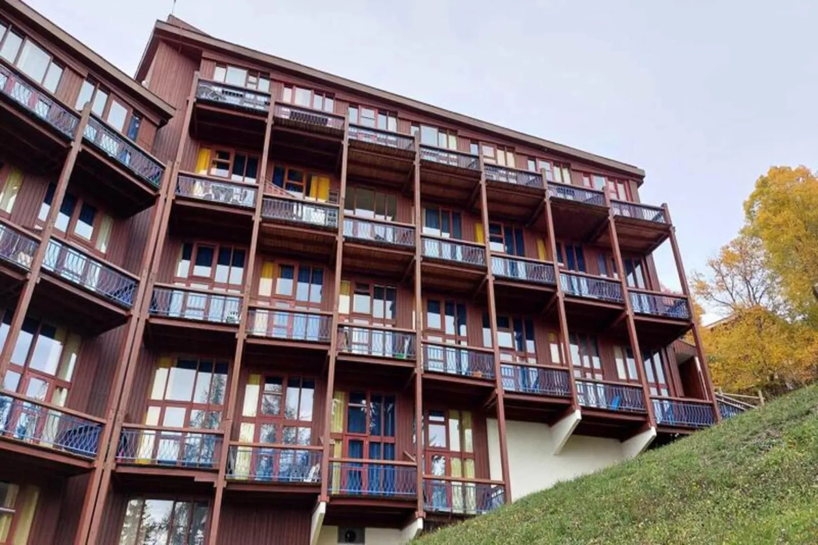 Résidence Aiguille Grive Bat I - Buitenkant zomer