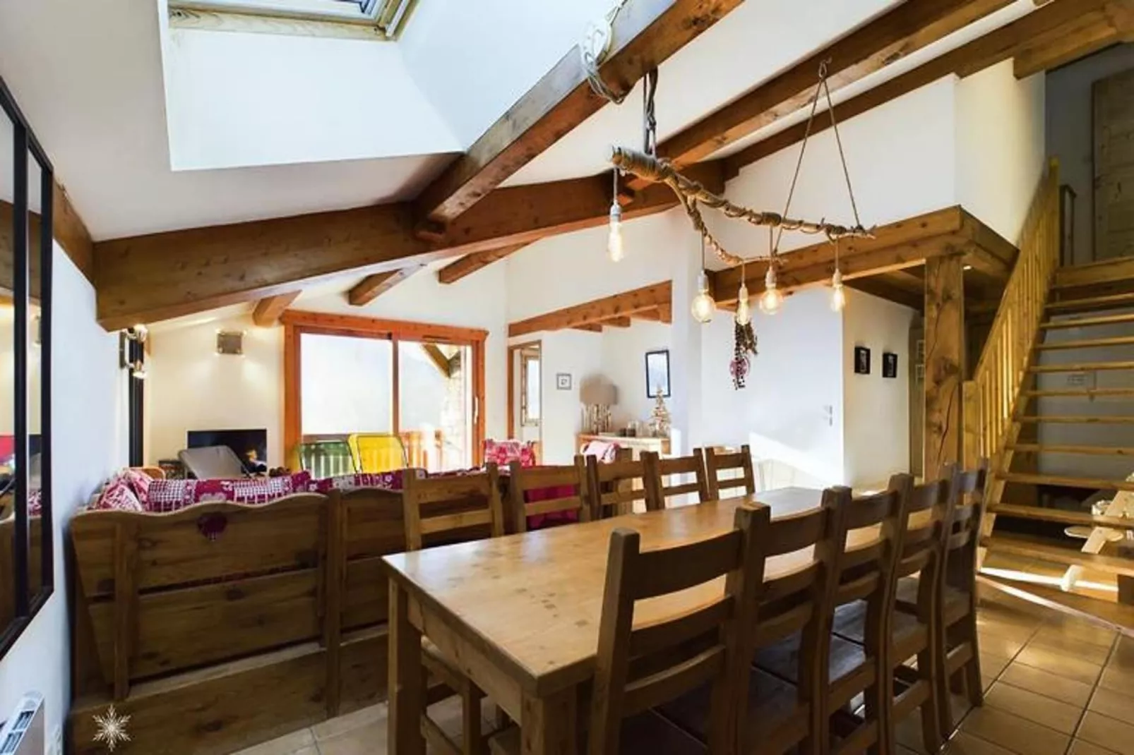 Chalets Des Eucherts-Eetkamer