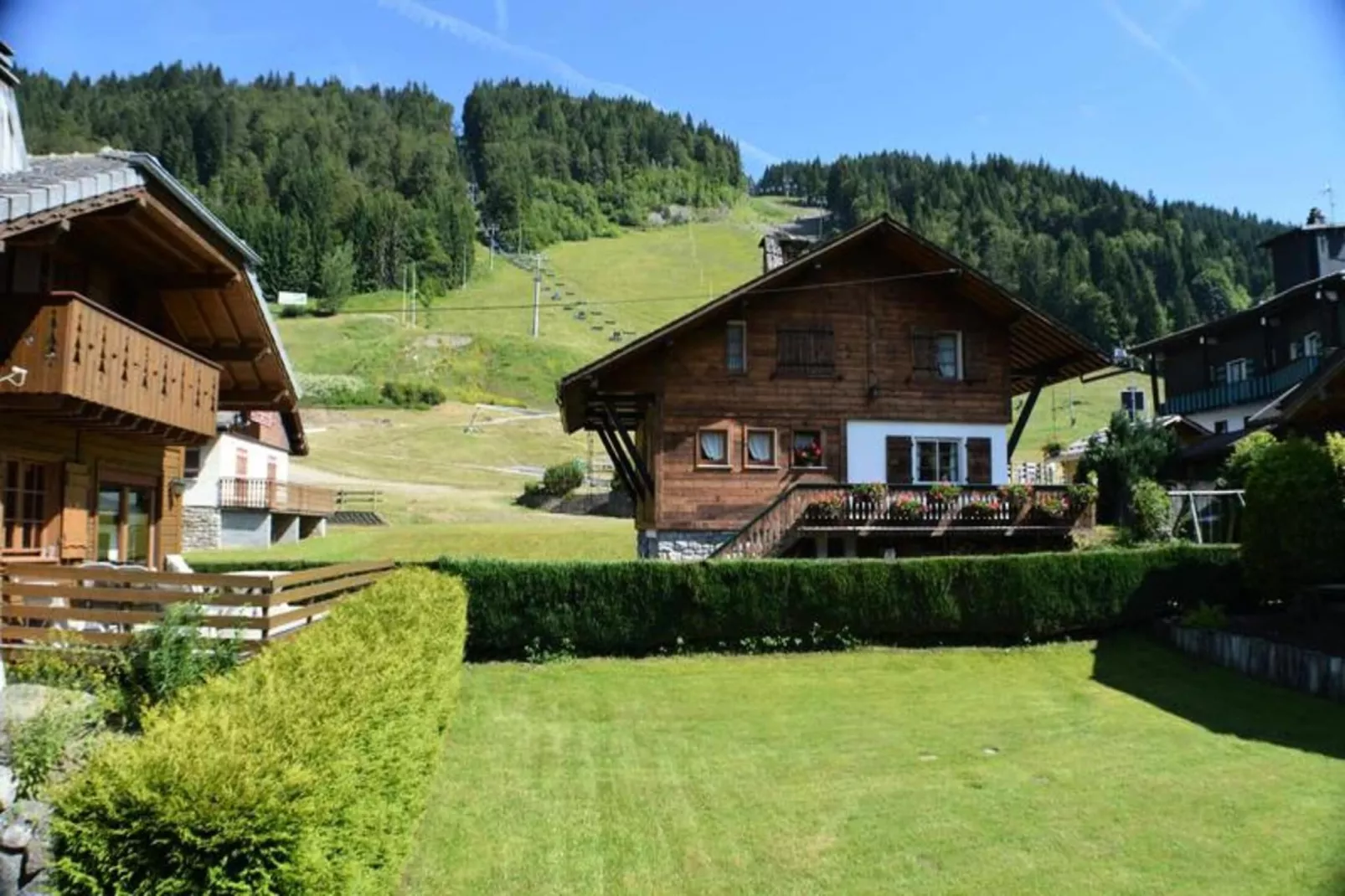 Chalet L'efanle - Buitenkant zomer