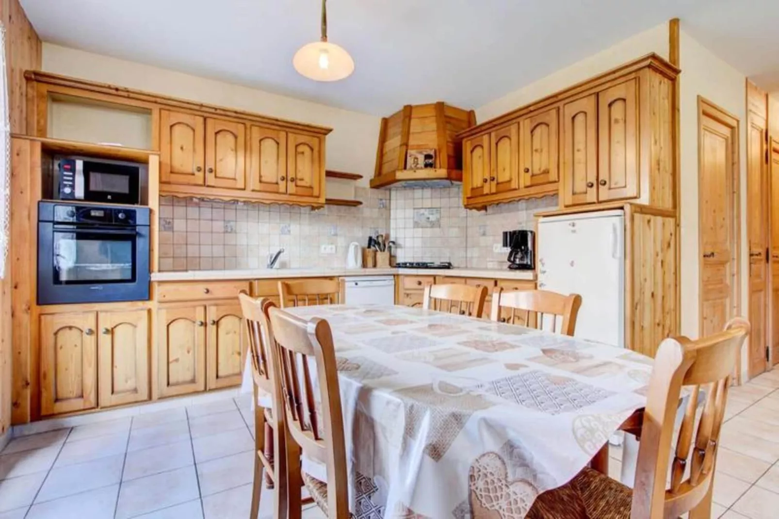 Résidence Les Sermes-Eetkamer