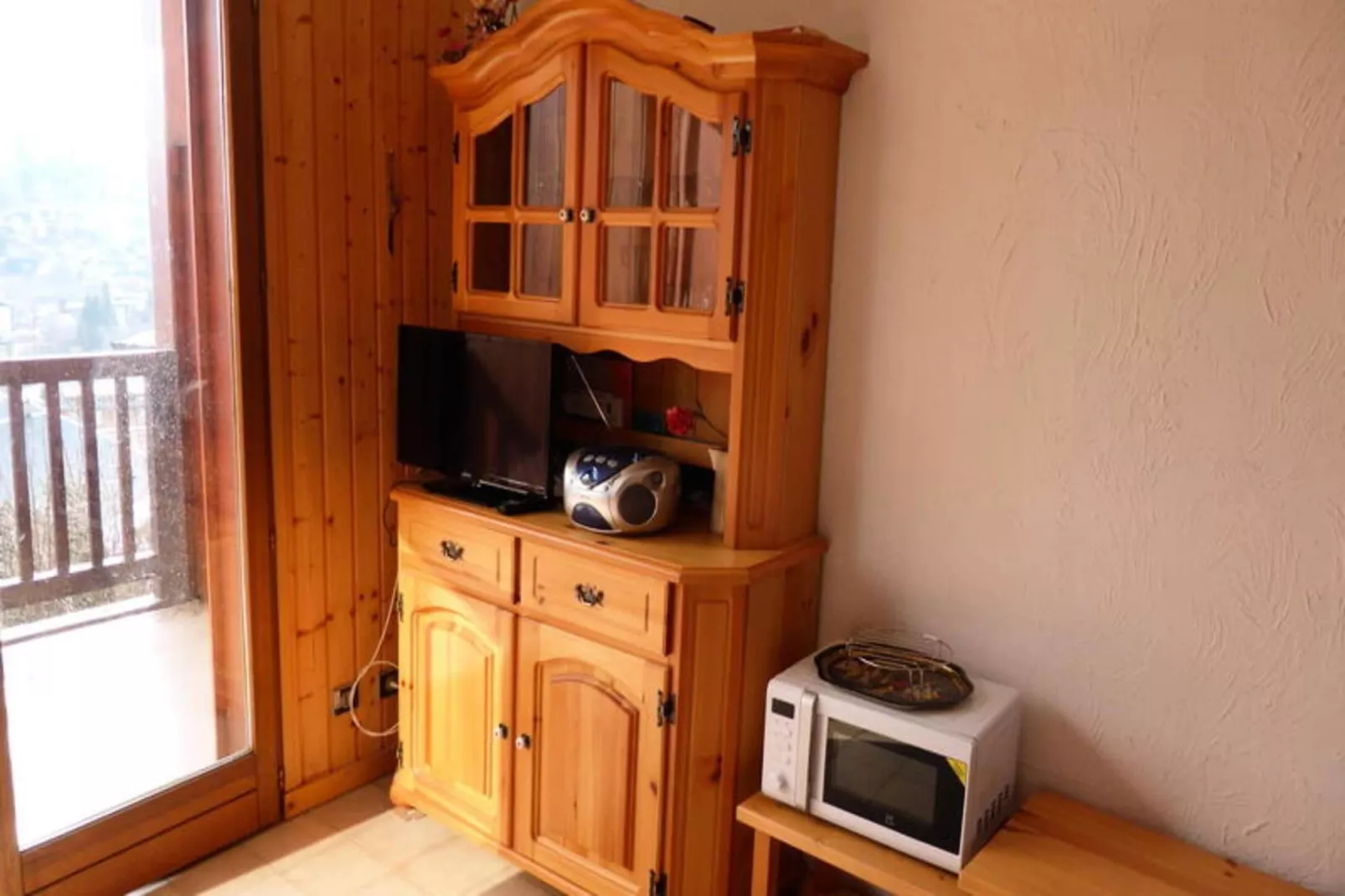 Résidence Les Loges-Buitenkant zomer