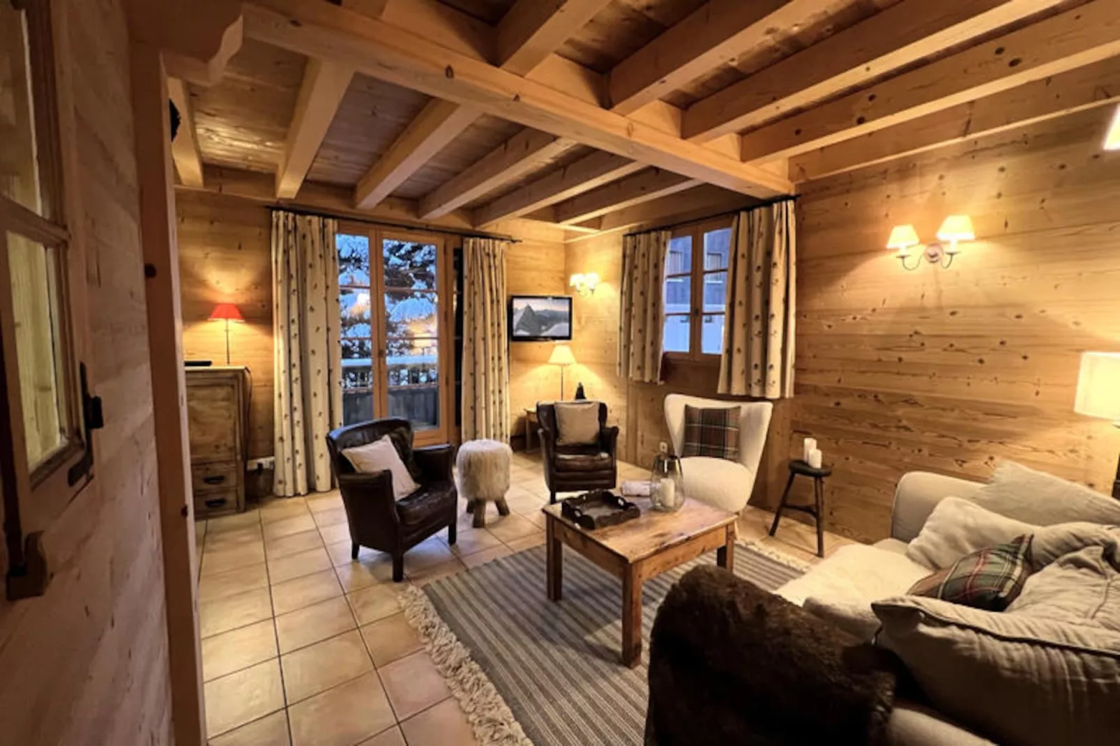 Chalets à La Clusaz-Image-tags.