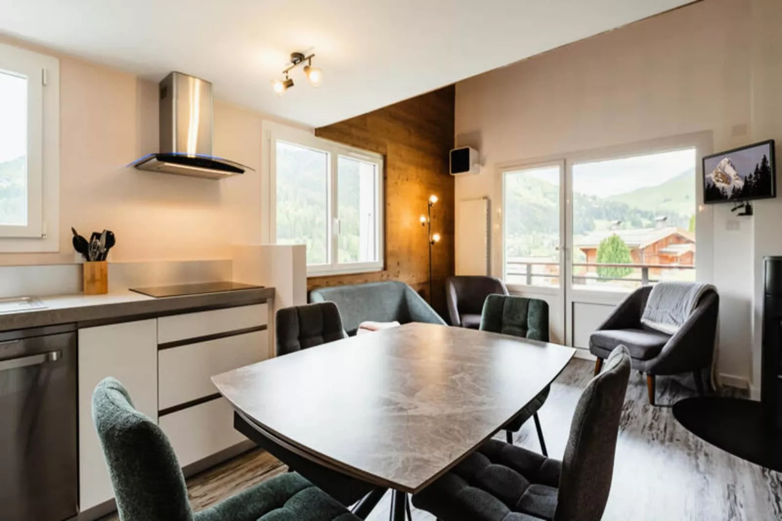 Résidence Autan-Buitenkant zomer