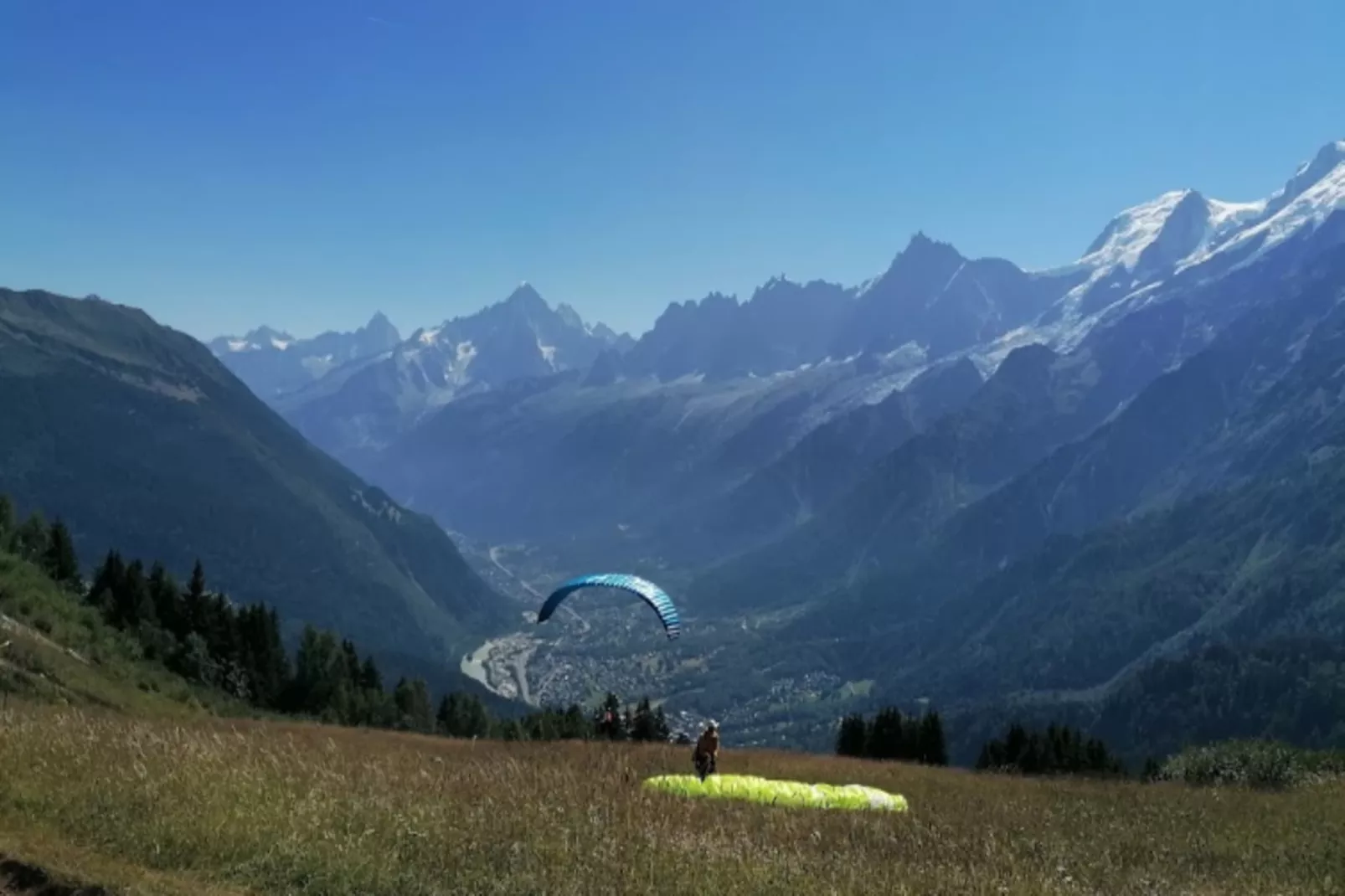 Résidence Les Houches Villages-Buitenkant zomer