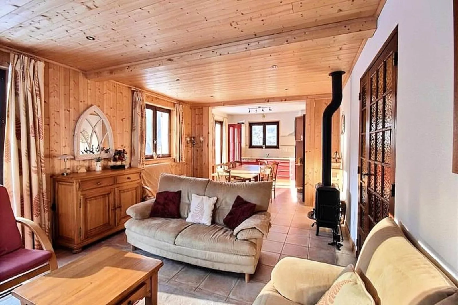 Chalets à Saint Jean d'Aulps-Woonkamer