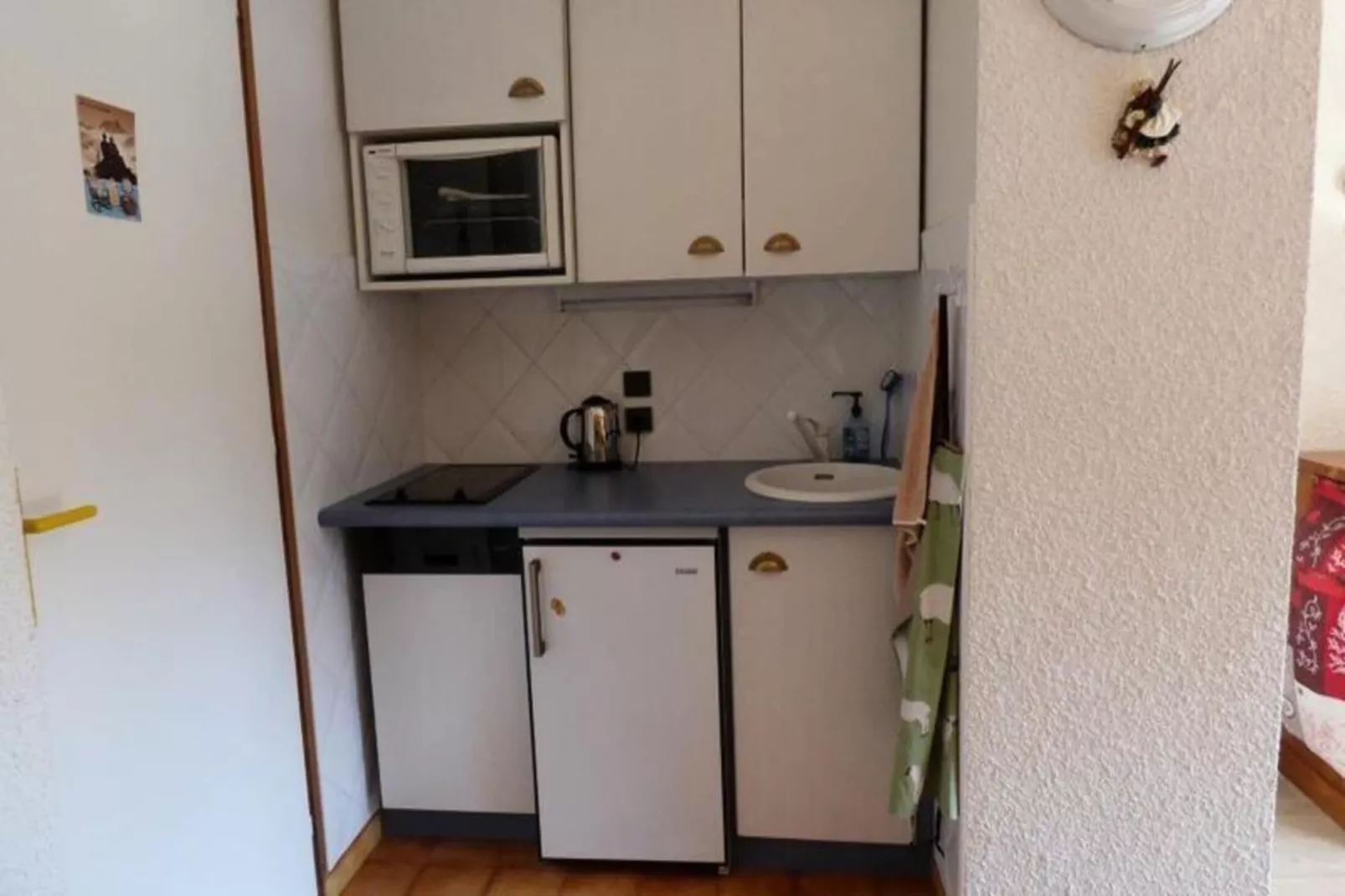 Résidence Arolles-Keuken