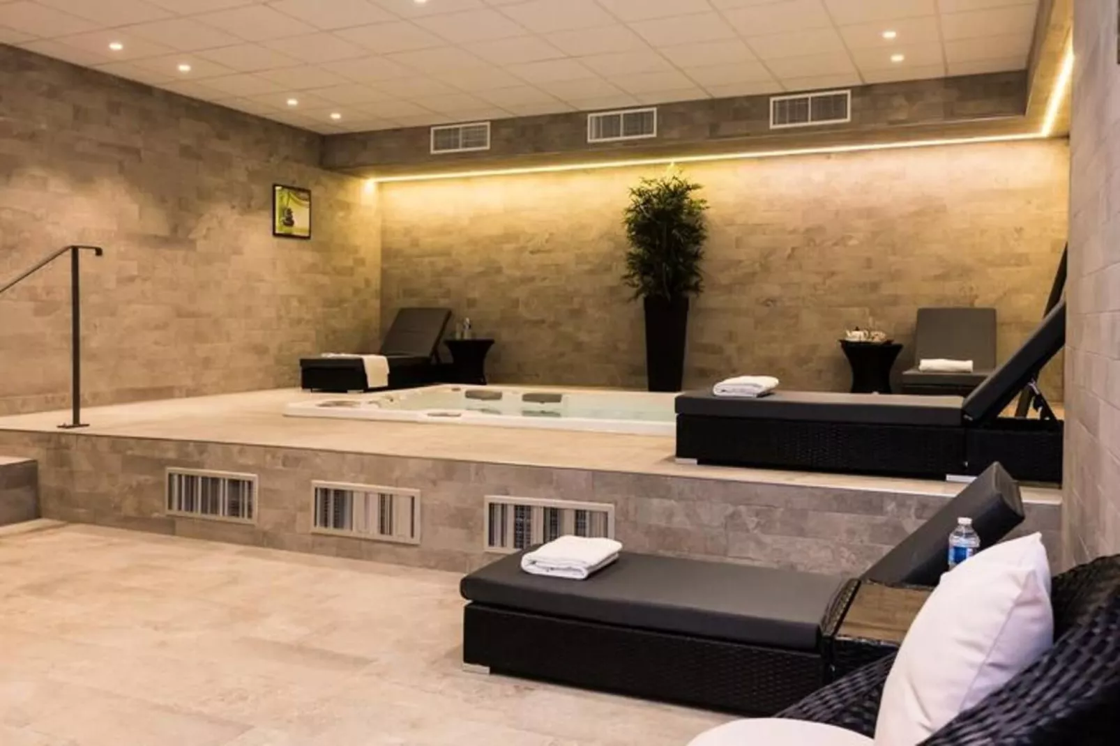 Appart'hôtel Odalys Montmartre-Zwembad