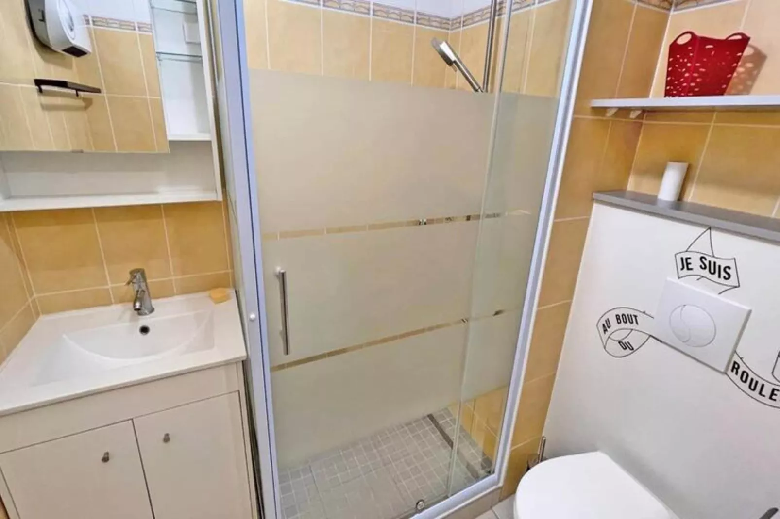 Résidence Santa Cruz-Badkamer