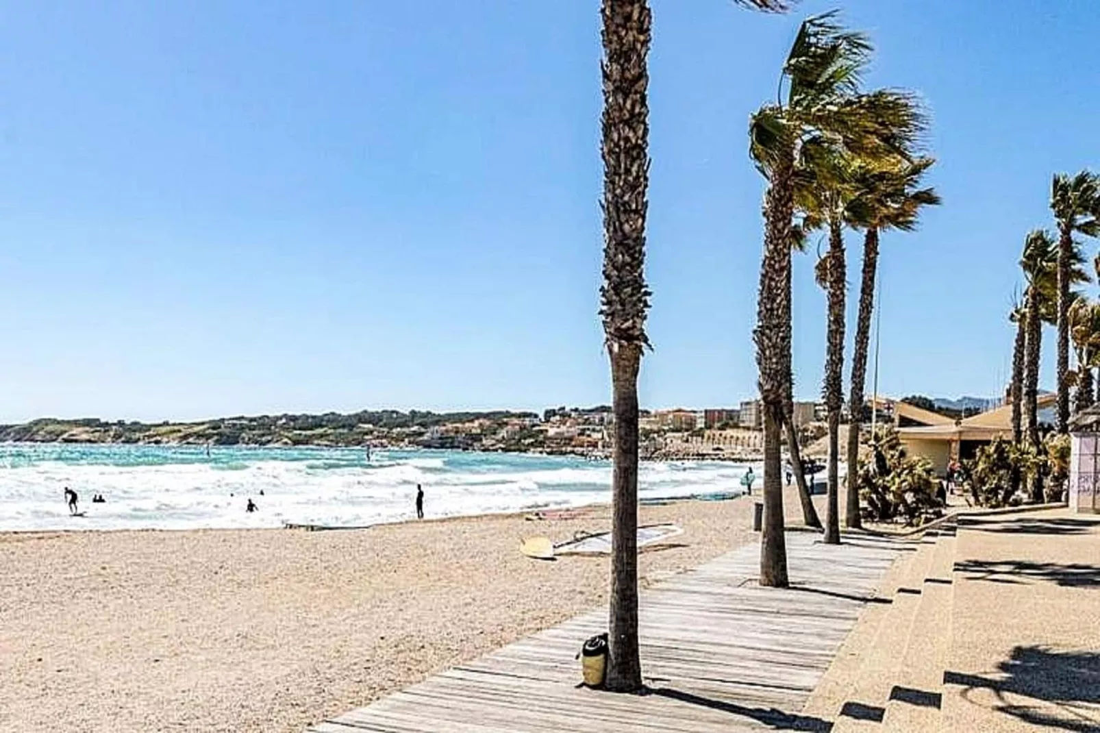 Résidence Luberon-Keuken