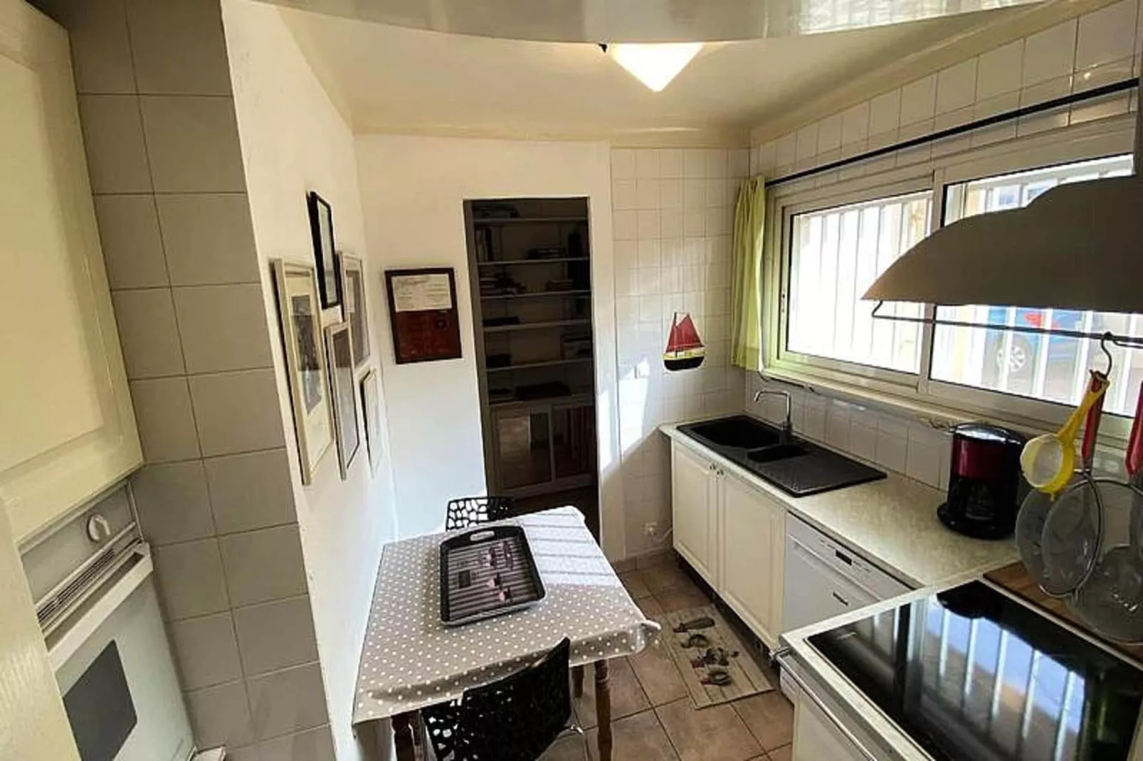 Résidence Les Tropiques-Keuken