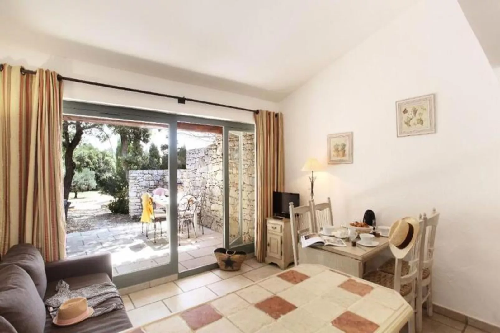 Résidence Prestige Odalys La Bastide des Chênes-Image-tags.