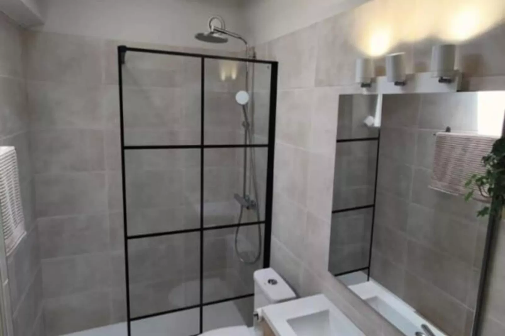 La M&eacute;sange Bleue - Piscine Priv&eacute;e-Image-tags.