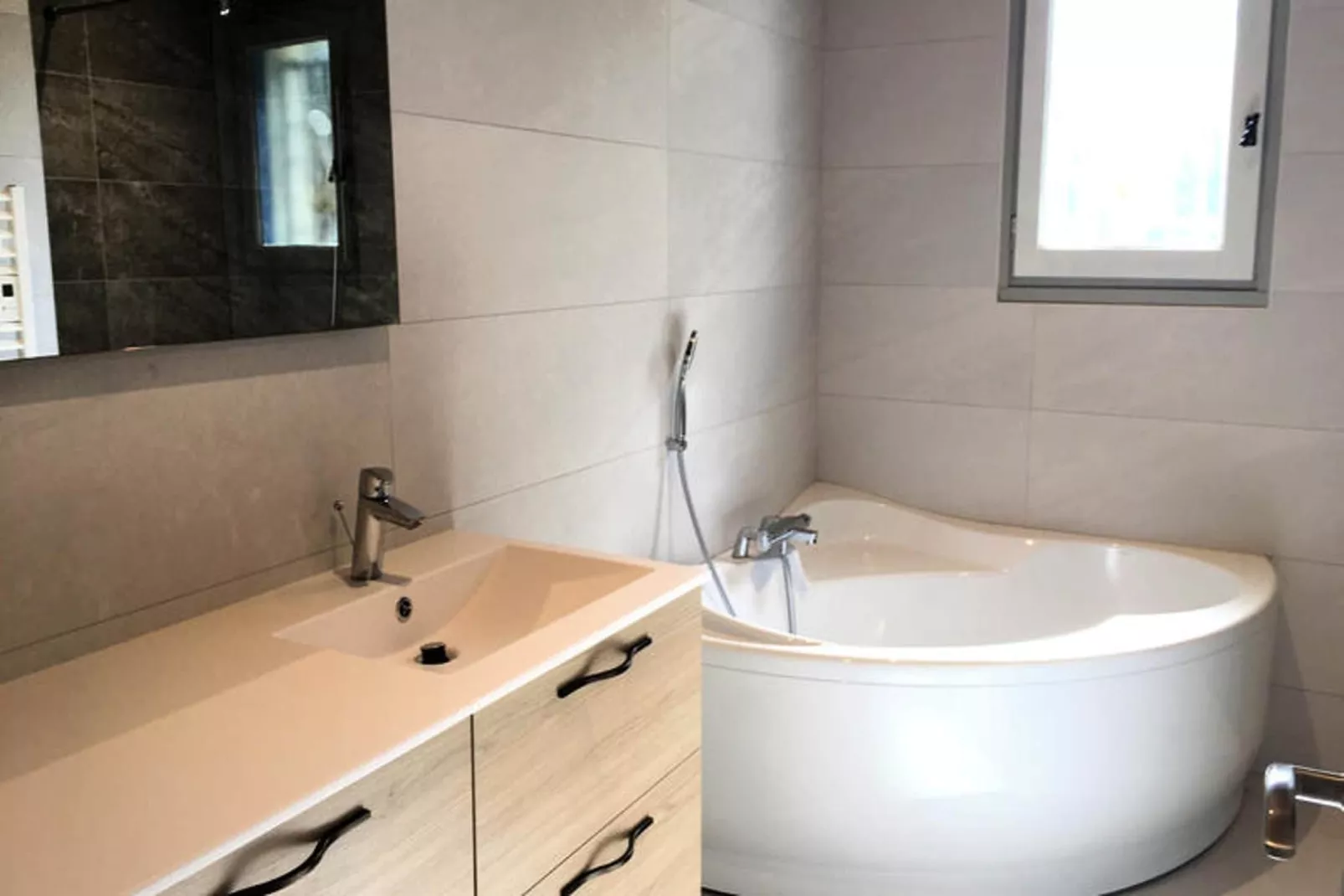 Maison à Saint-Hilaire-de-Riez-Badkamer