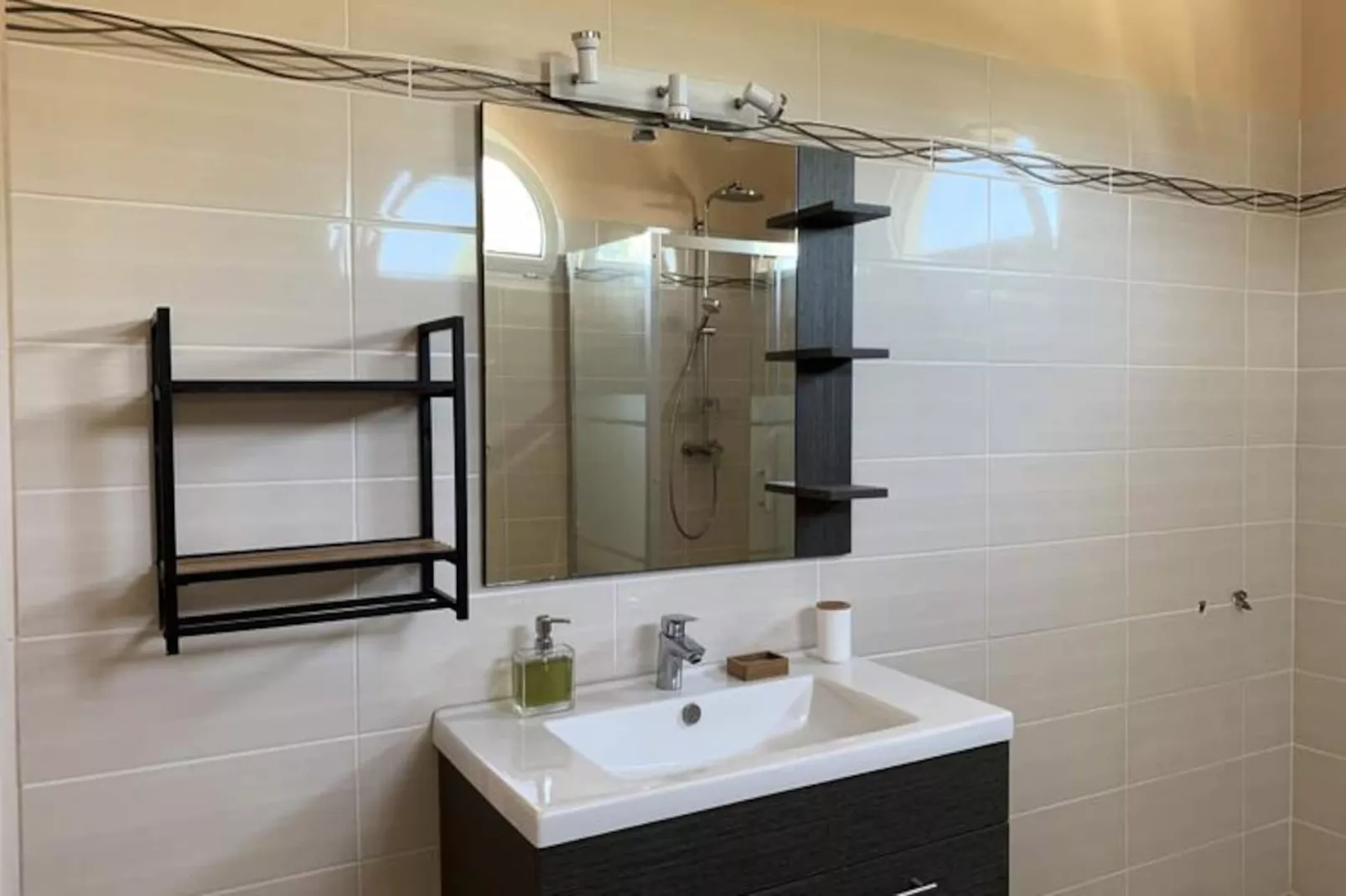 Appartement La Campagne-Image-tags.