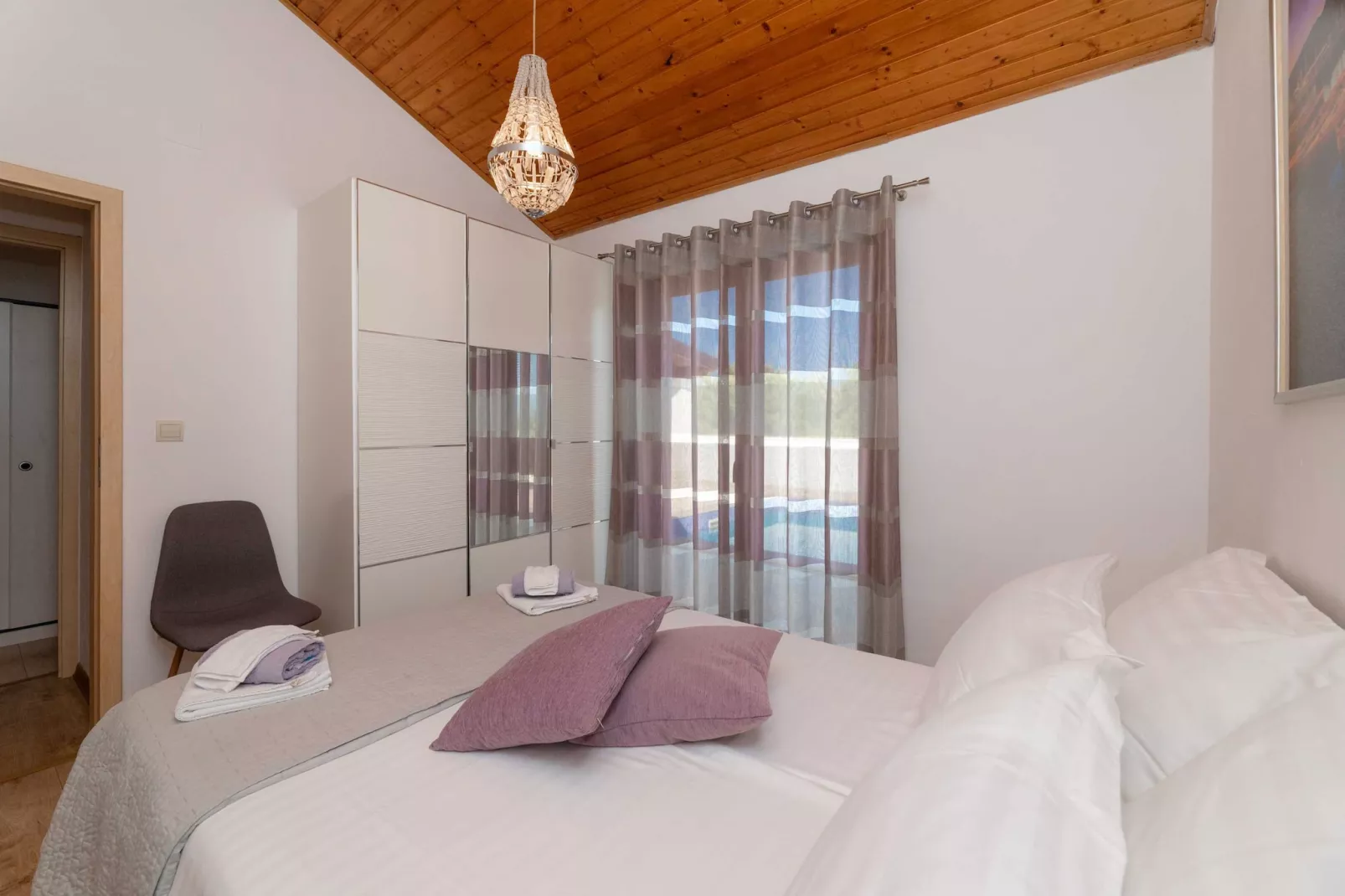 Villa Anabella - Four bedroom Villa with Swimming pool-Slaapkamer