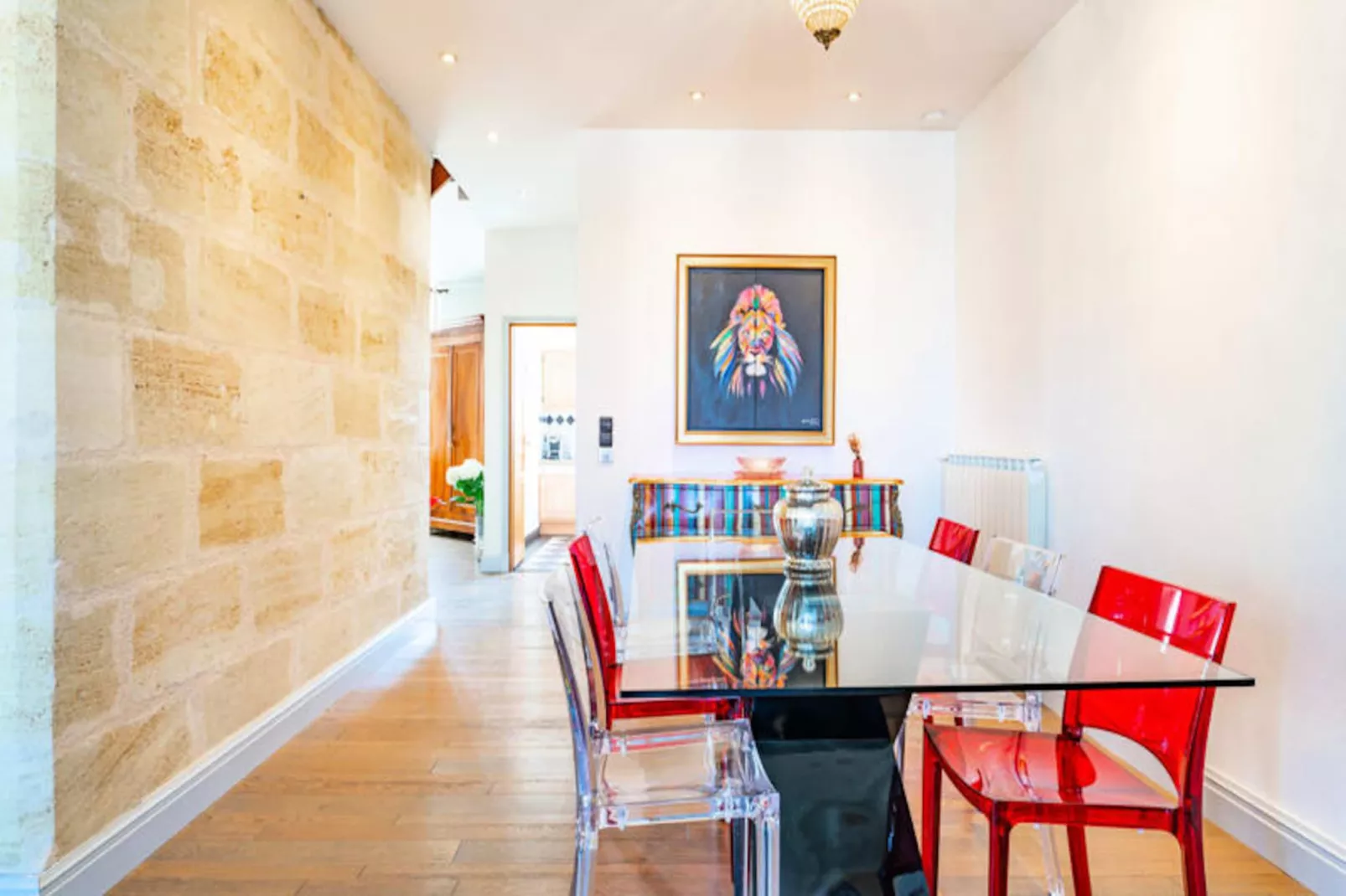 Magnifique Appartement De 160m&sup2; De 3 Chambres Quartier Saint-michel-Image-tags.