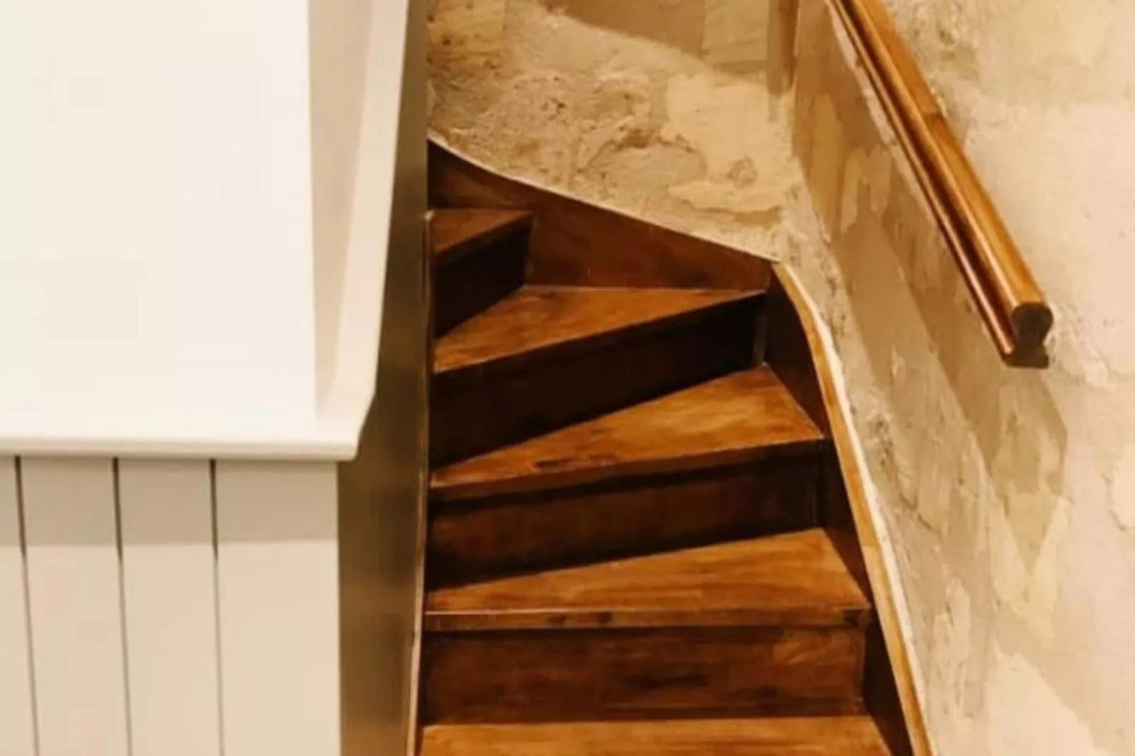 Superbe Duplex De Qualit&eacute;, En Hypercentre Avec Rooftop Et Climatisation-Overloop