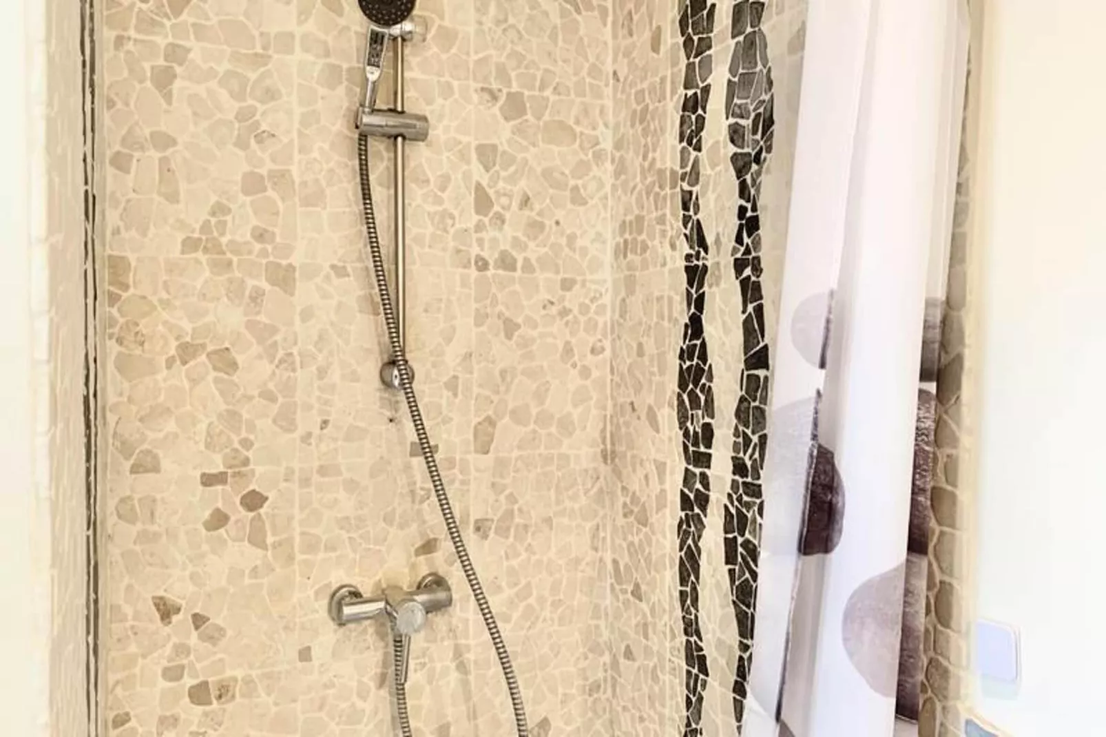 | La Chanson Bleue  💙 | Marcelin Berthelot | Tram-Badkamer