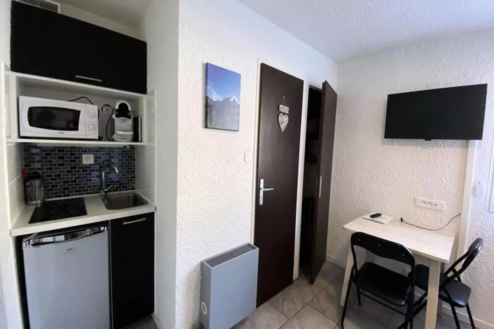 Résidence Vallee Blanche-Eetkamer