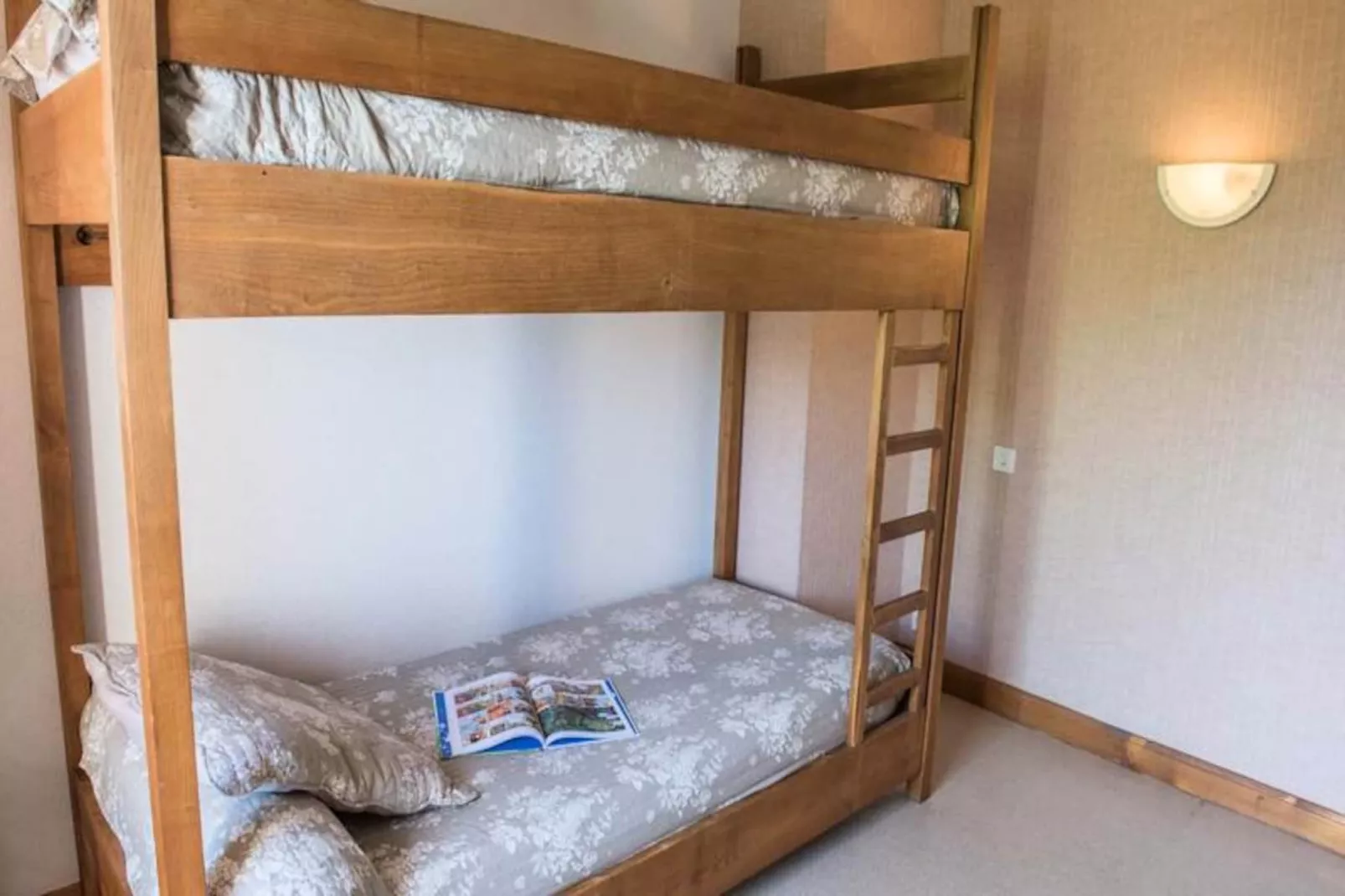 Gîte de France Gîtes de france 6/7 personnes au fau de peyre 2 épis-Image-tags.