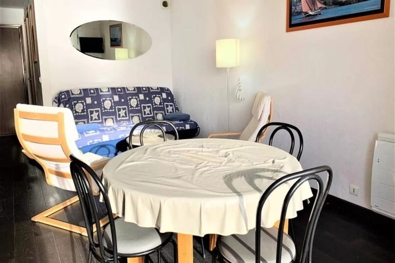 Résidence Courlis-Eetkamer